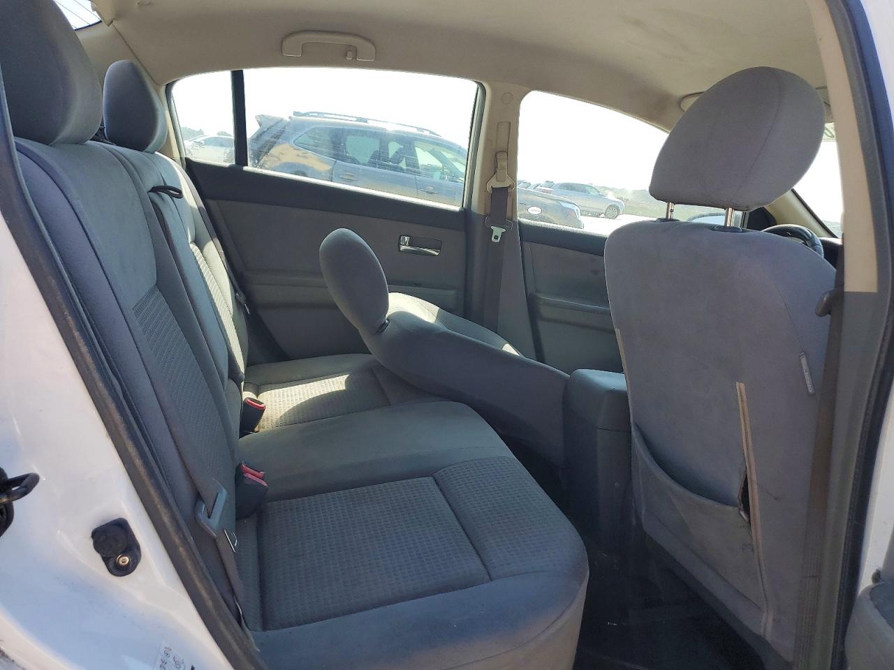 2008 Nissan Sentra White vin: 3N1AB61E08L615810