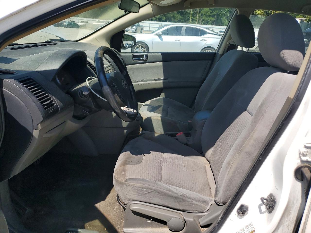 2008 Nissan Sentra White vin: 3N1AB61E08L615810