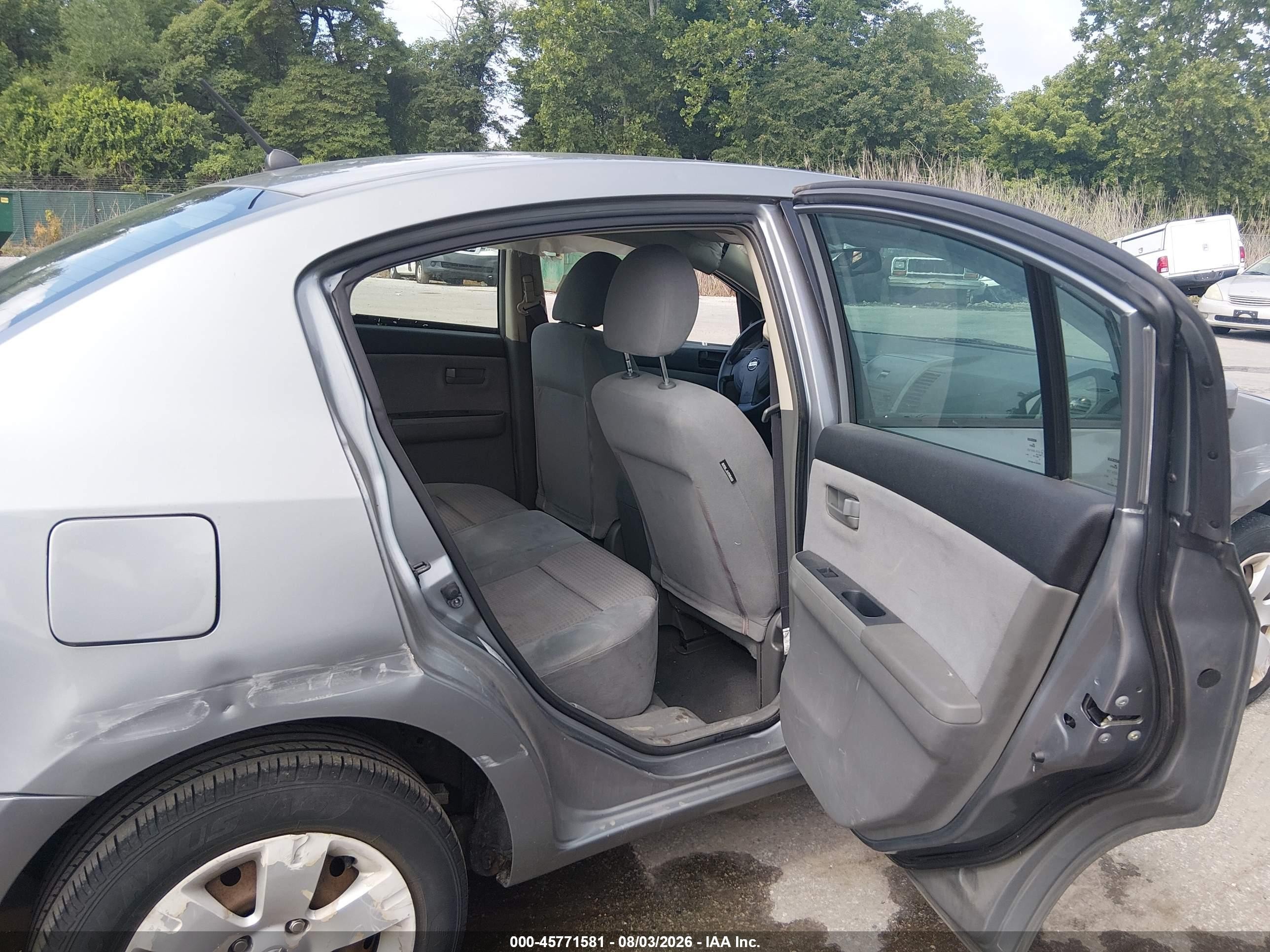 2008 Nissan Sentra 2.0 Серый vin: 3N1AB61E08L736126