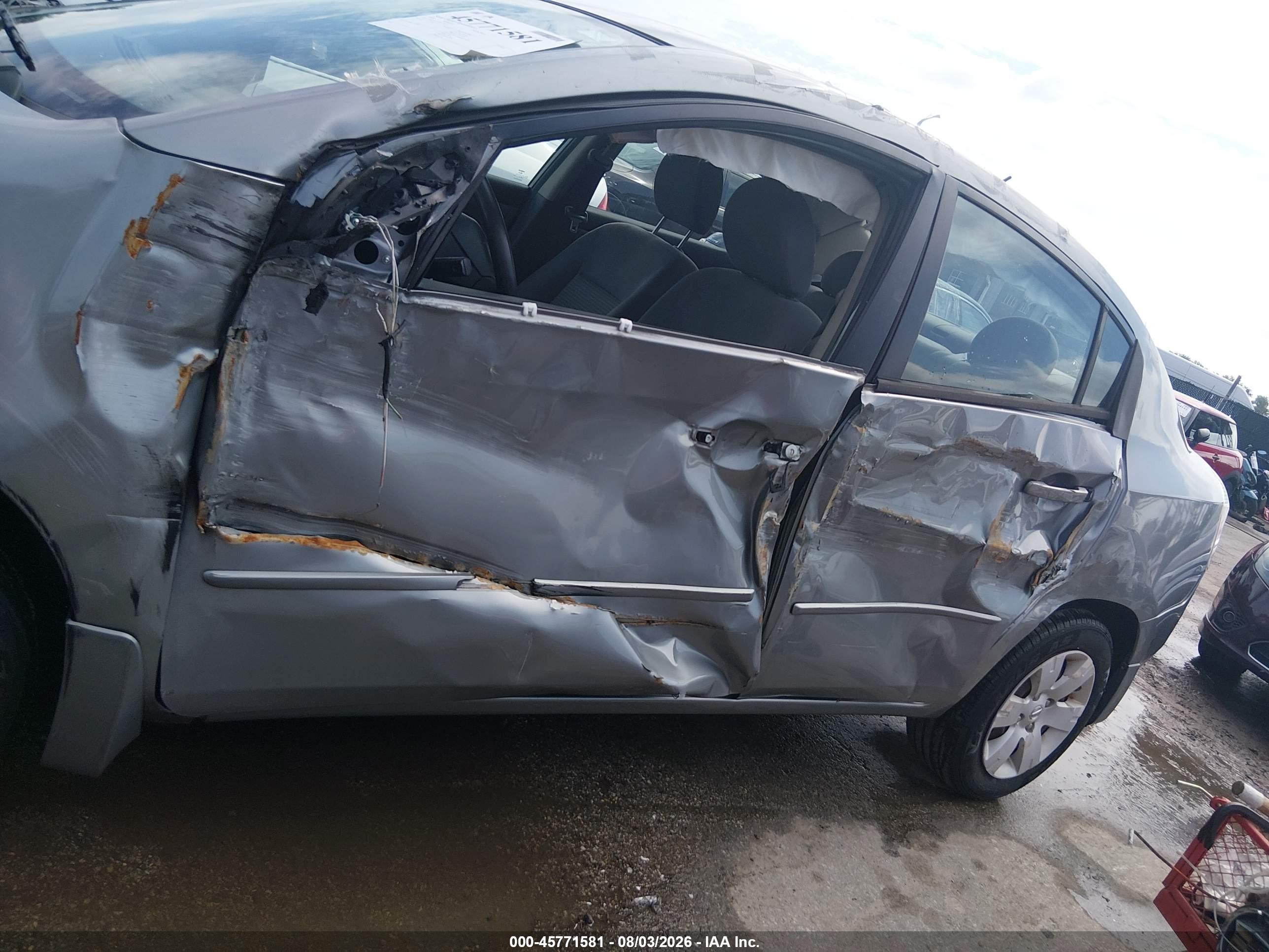 2008 Nissan Sentra 2.0 Серый vin: 3N1AB61E08L736126