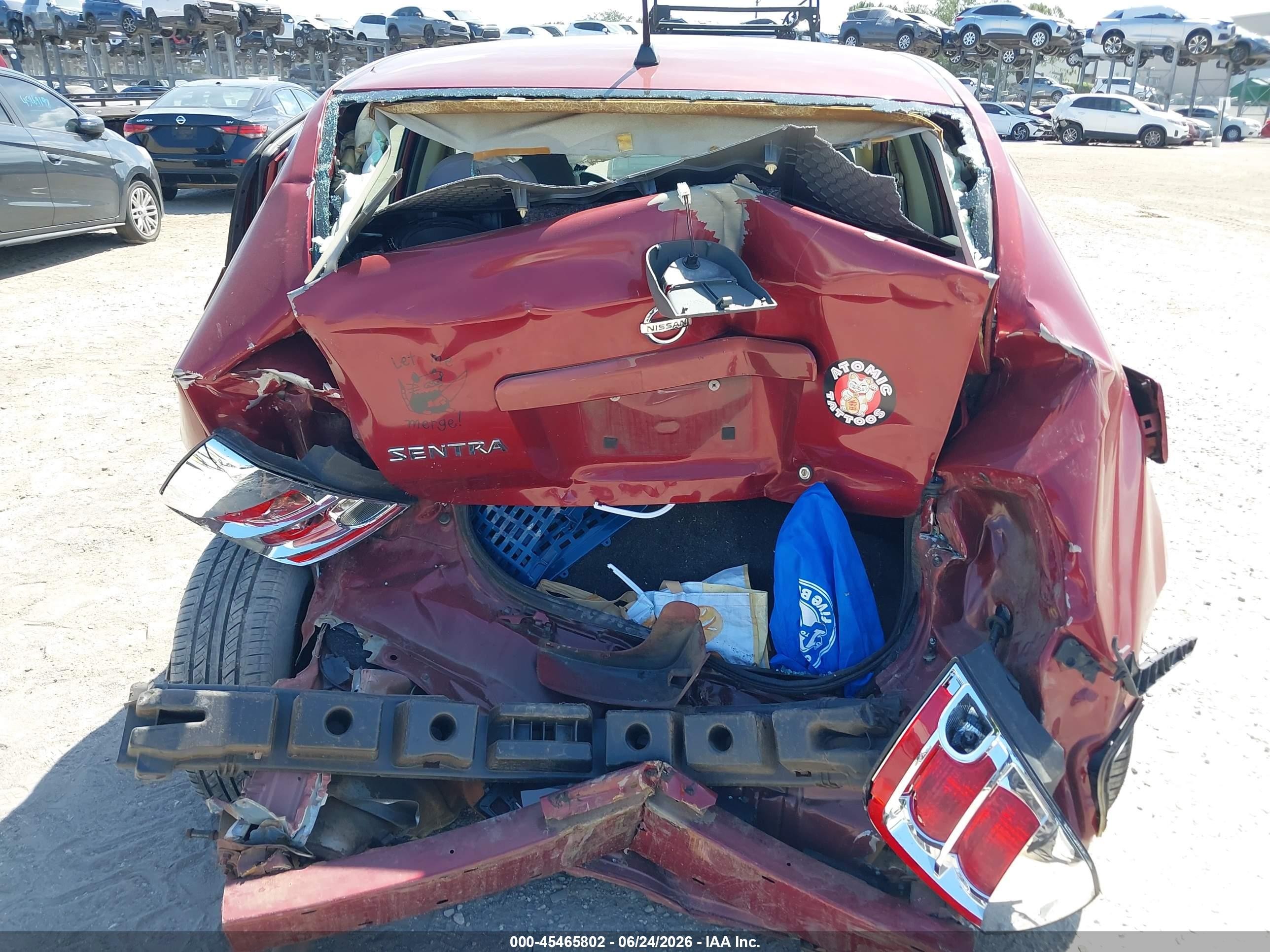 2008 Nissan Sentra 2.0 Red vin: 3N1AB61E08L754741