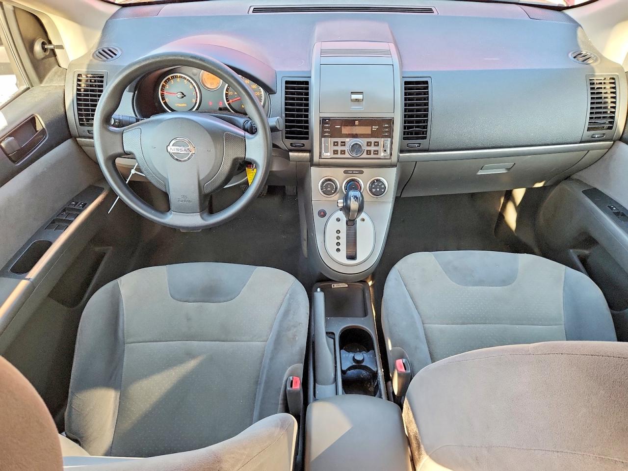 2009 Nissan Sentra 2.0 Red vin: 3N1AB61E09L609992