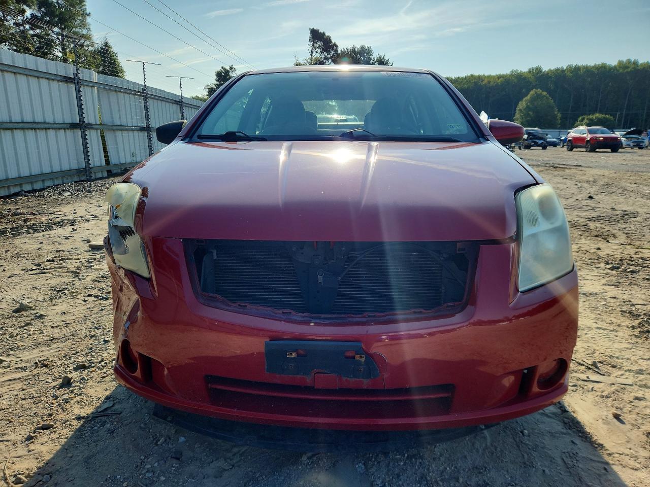 2009 Nissan Sentra 2.0 Red vin: 3N1AB61E09L609992