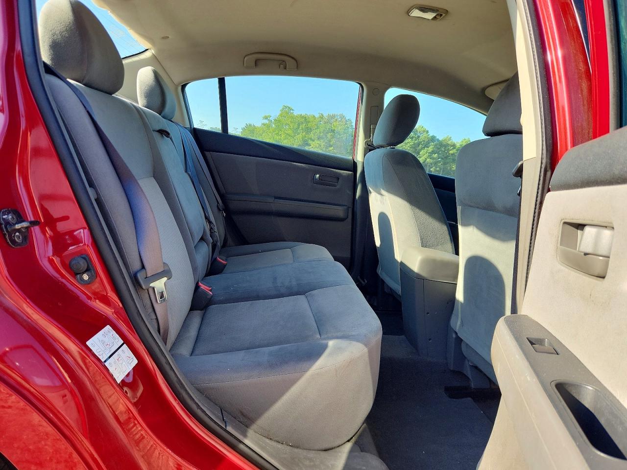 2009 Nissan Sentra 2.0 Red vin: 3N1AB61E09L609992