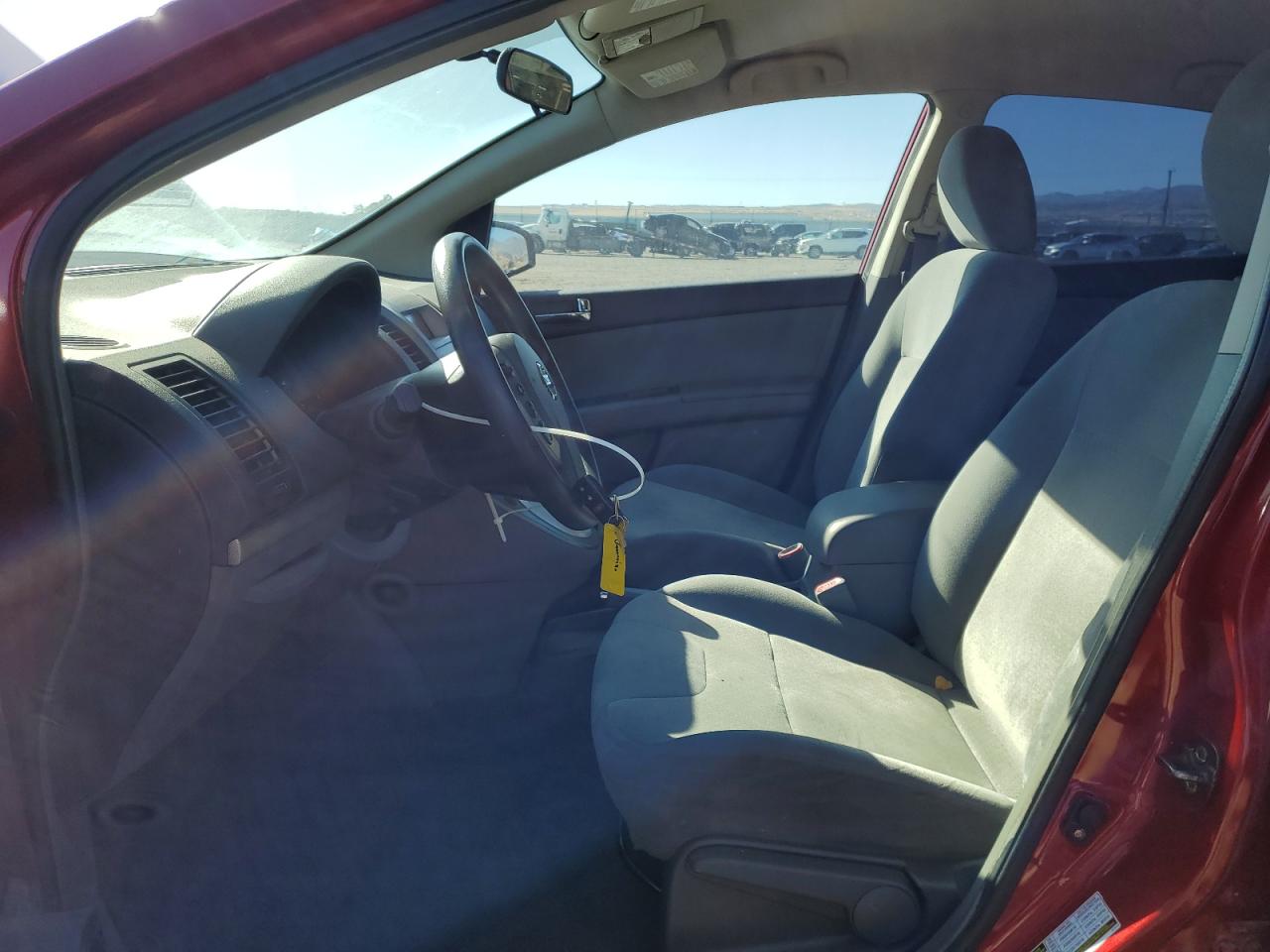 2009 Nissan Sentra 2.0 Red vin: 3N1AB61E09L663955
