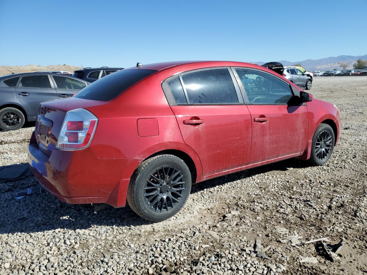 2009 Nissan Sentra 2.0 Red vin: 3N1AB61E09L663955