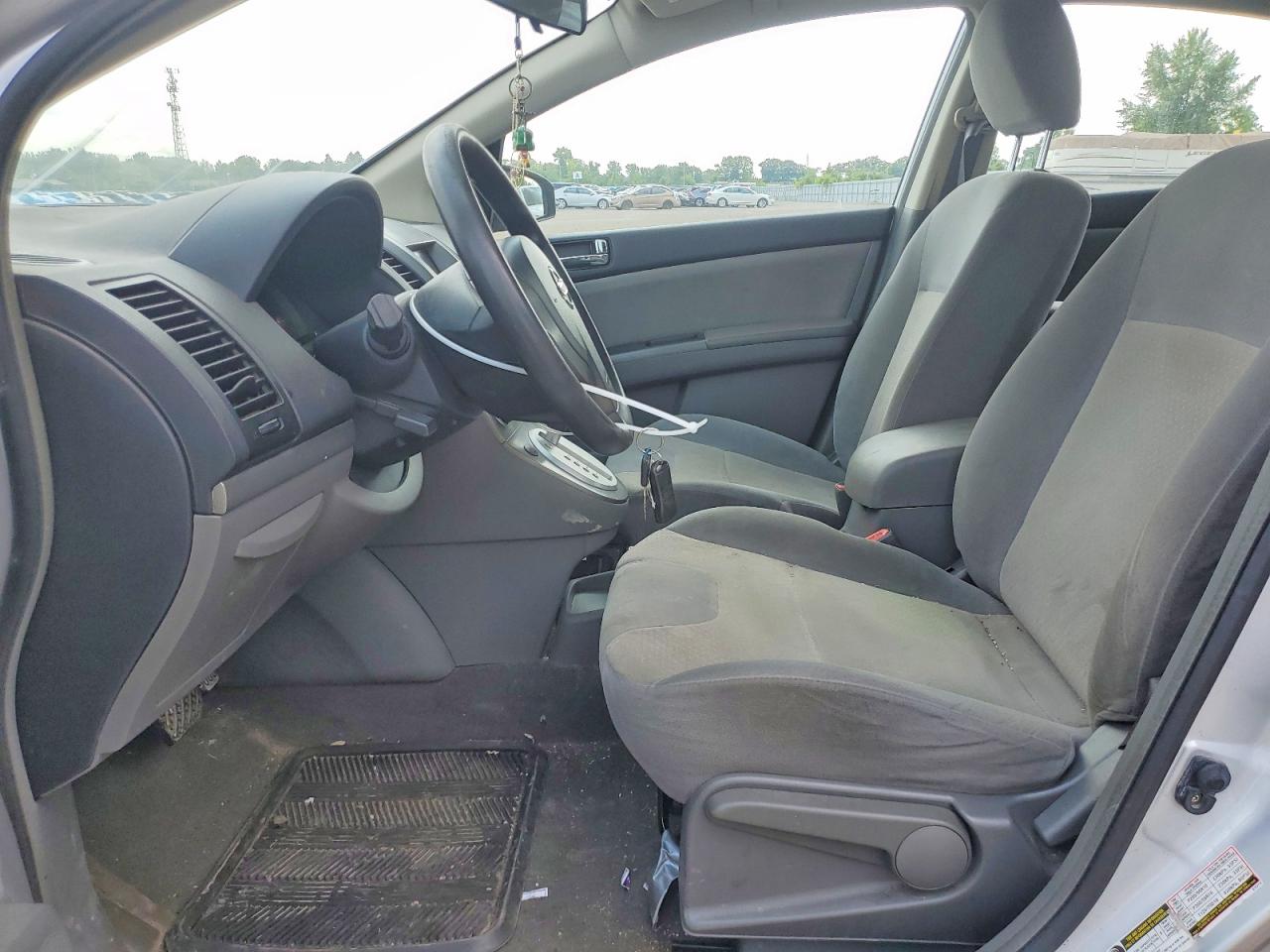 2009 Nissan Sentra 2.0 Silver vin: 3N1AB61E09L683865