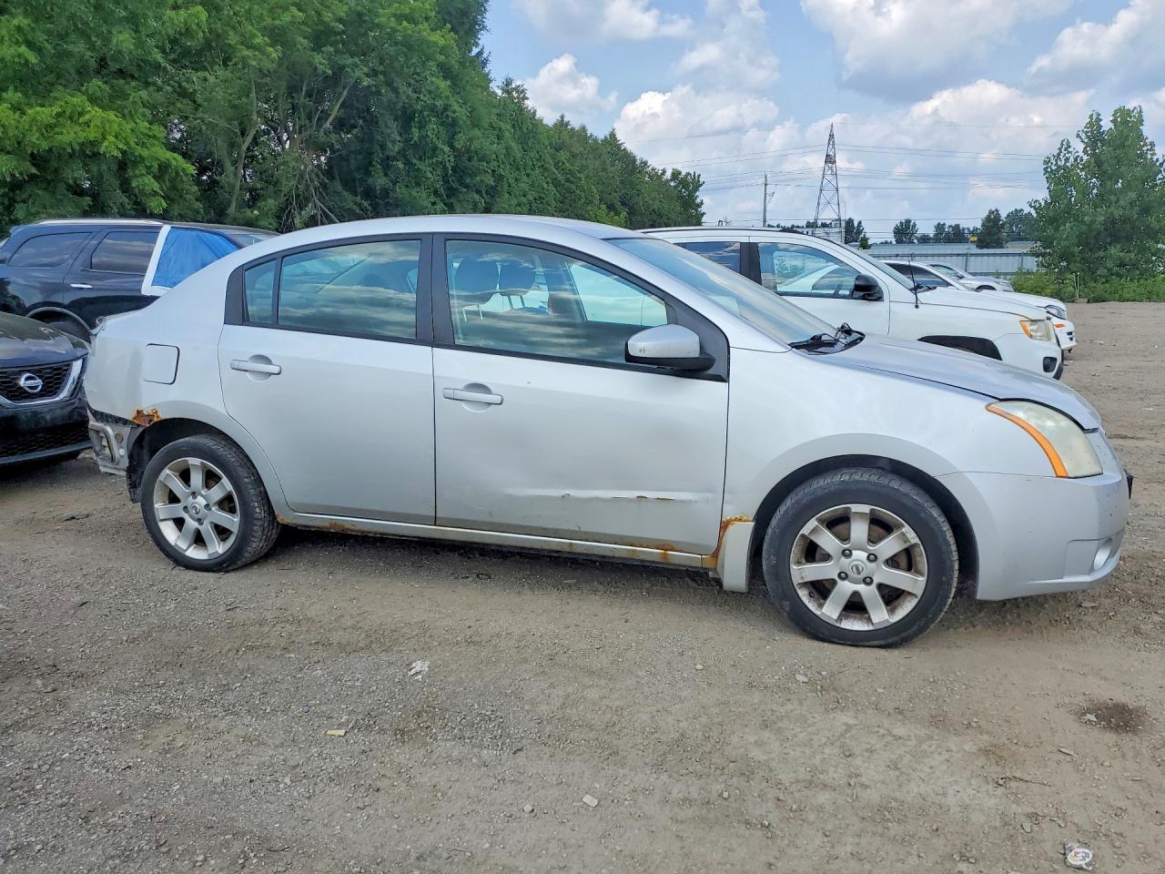 2009 Nissan Sentra 2.0 Silver vin: 3N1AB61E09L683865