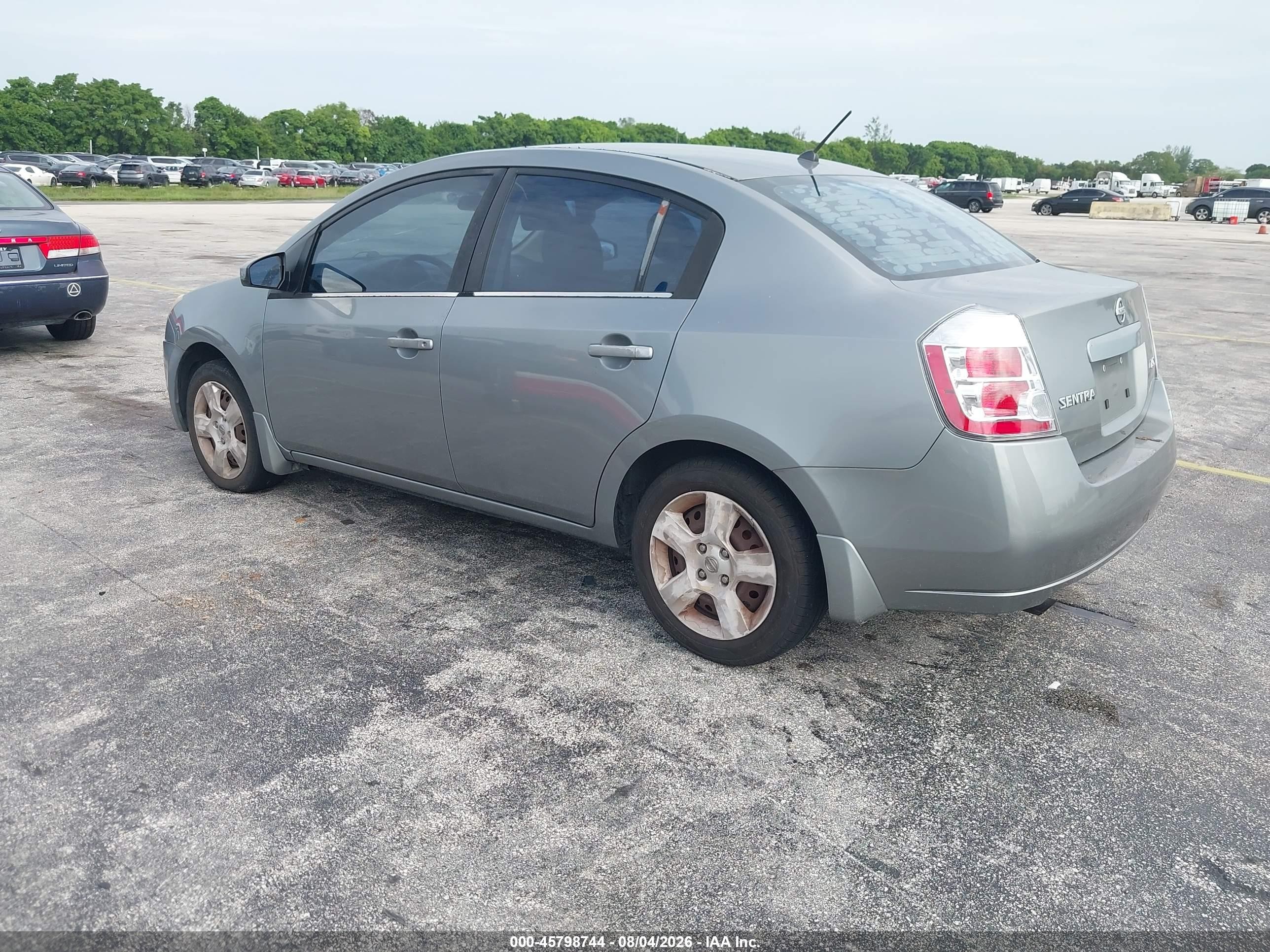 2007 Nissan Sentra 2.0s Silver vin: 3N1AB61E17L645851