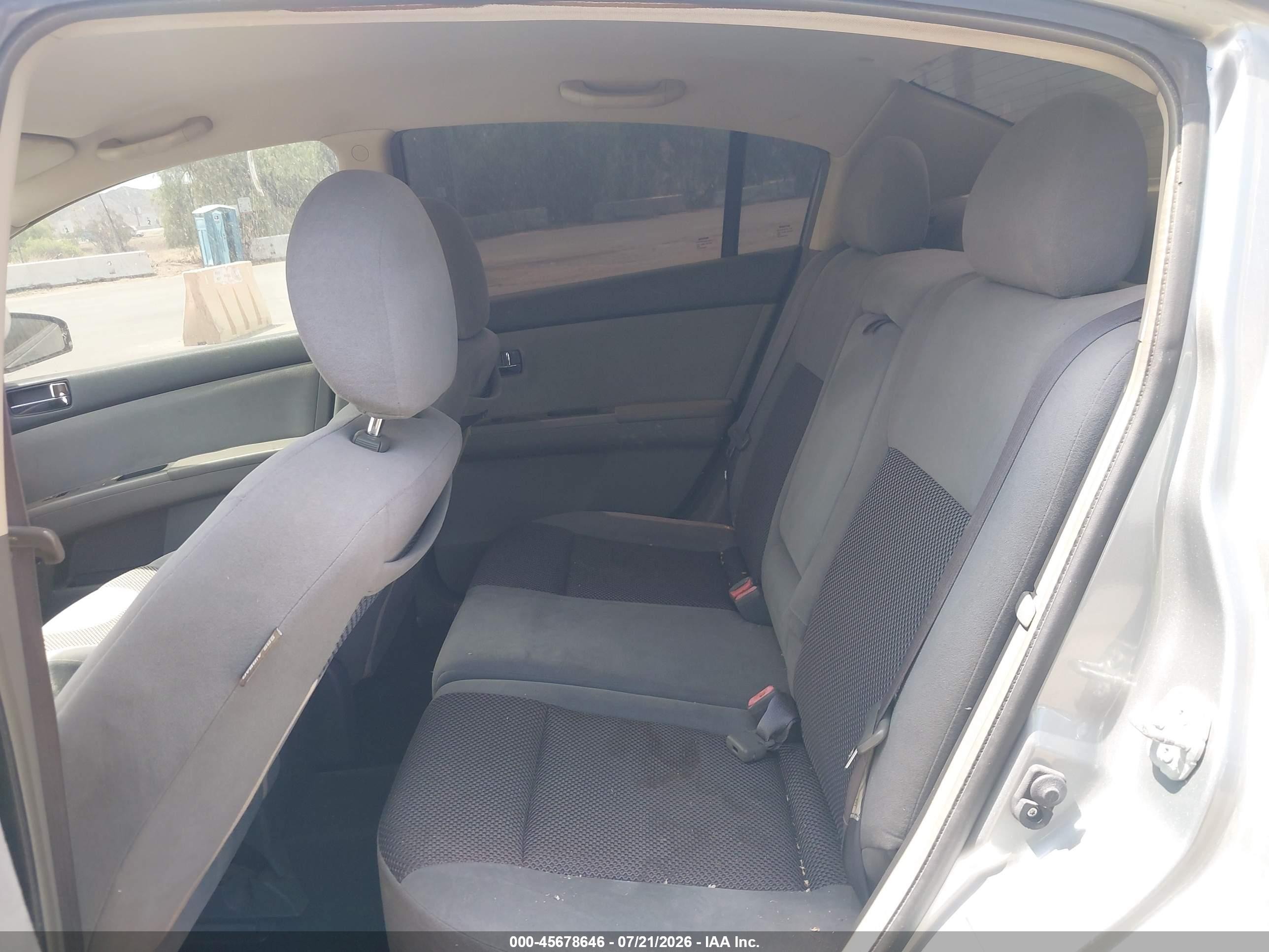 2007 Nissan Sentra 2.0s Silver vin: 3N1AB61E17L683340