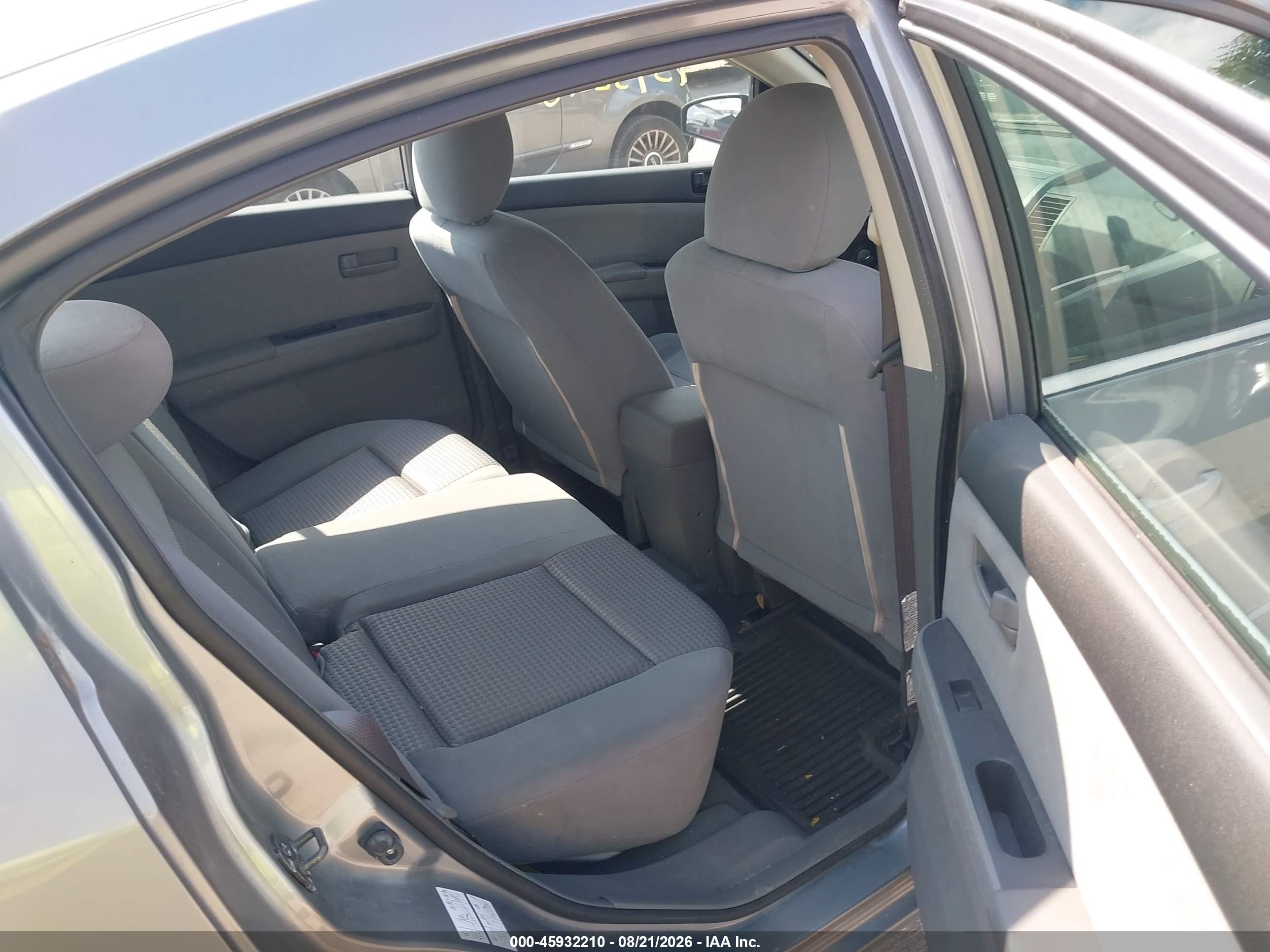 2008 Nissan Sentra 2.0 Silver vin: 3N1AB61E18L660058