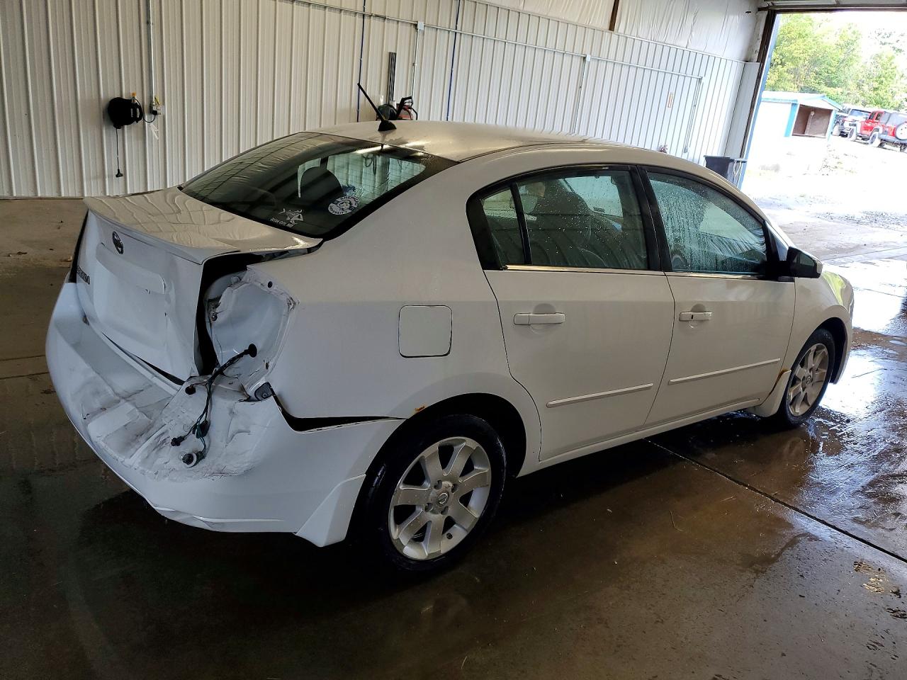 2008 Nissan Sentra 2.0 Белый vin: 3N1AB61E18L666328