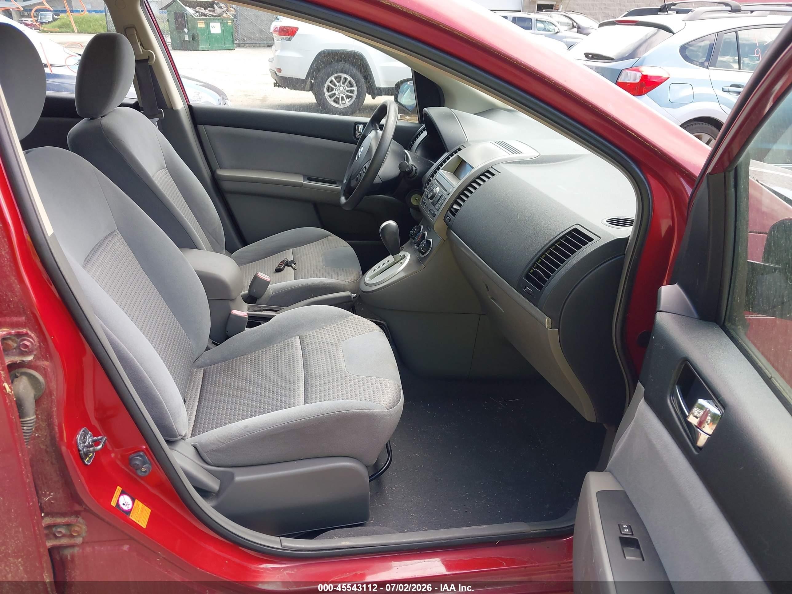 2008 Nissan Sentra 2.0 S Red vin: 3N1AB61E18L712692