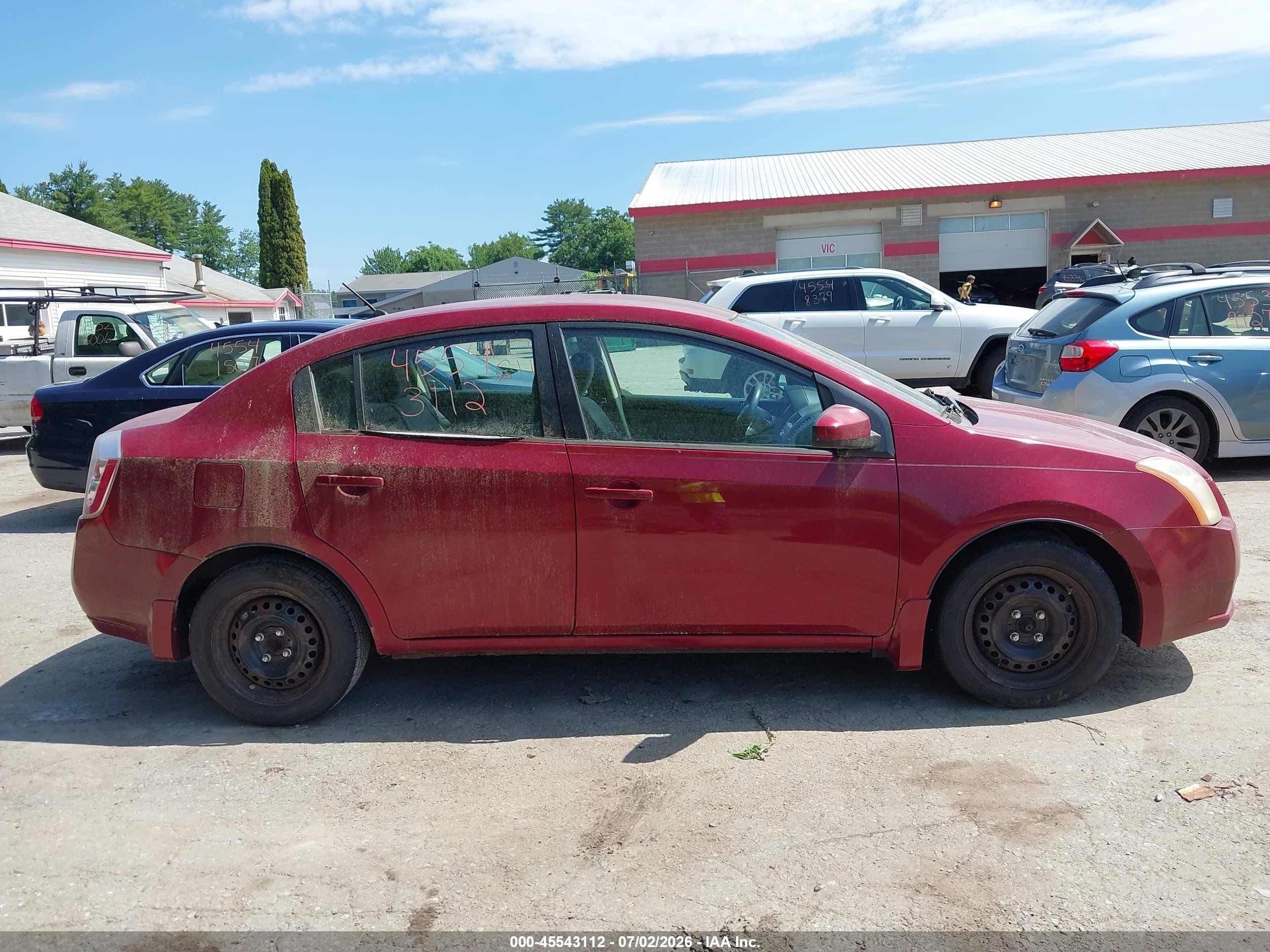 2008 Nissan Sentra 2.0 S Red vin: 3N1AB61E18L712692