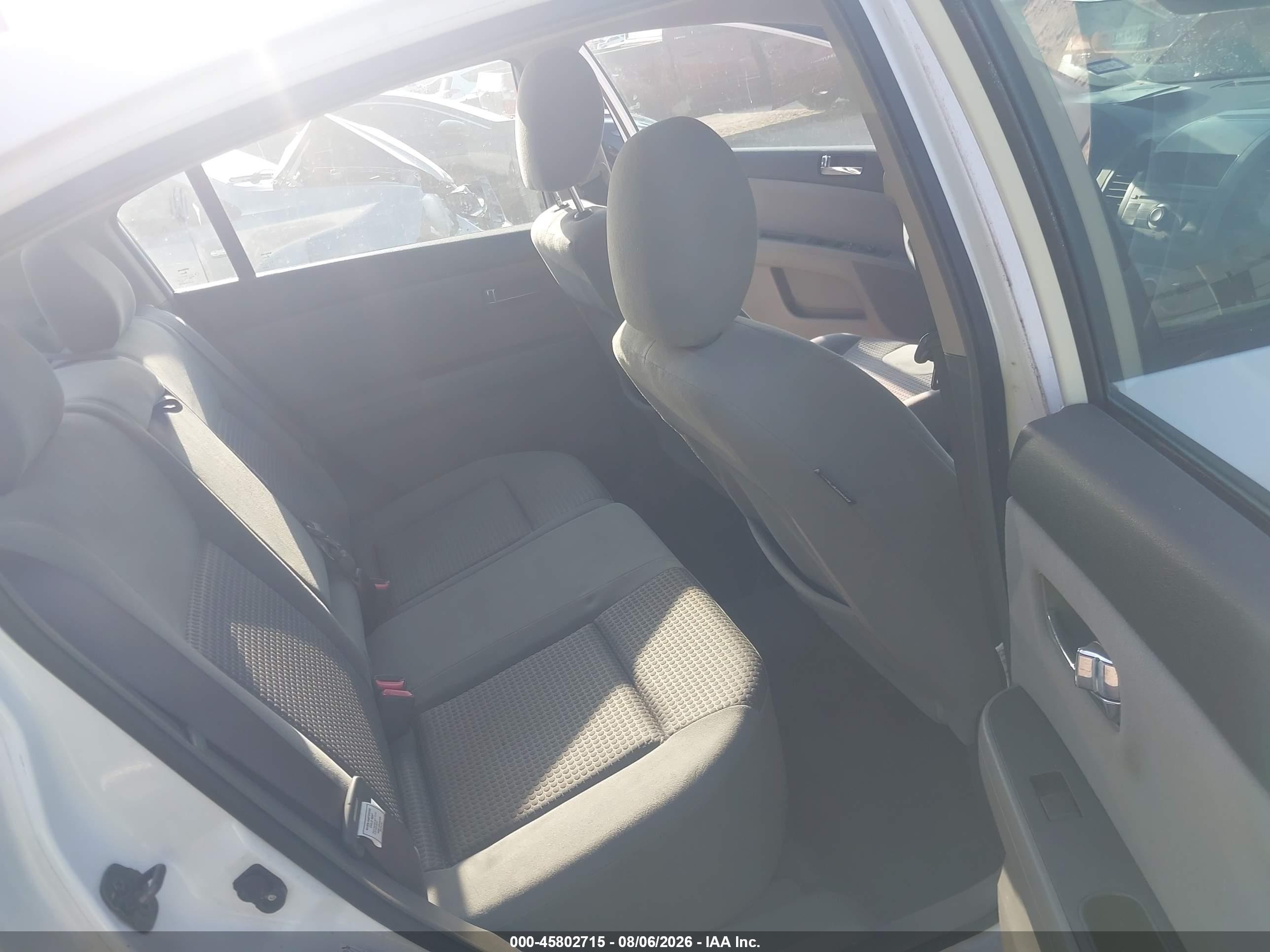 2008 Nissan Sentra 2.0 S White vin: 3N1AB61E18L742565