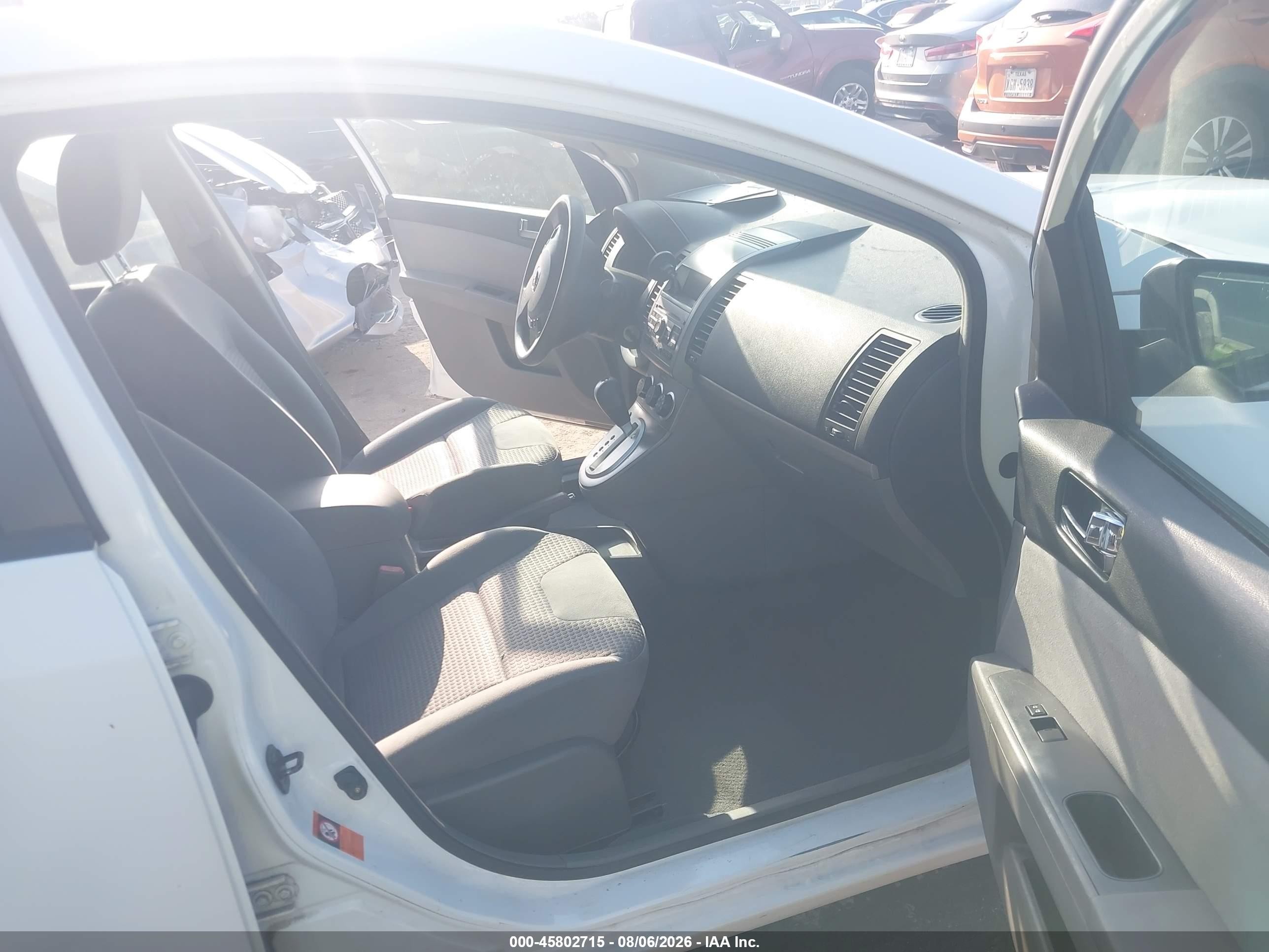 2008 Nissan Sentra 2.0 S White vin: 3N1AB61E18L742565