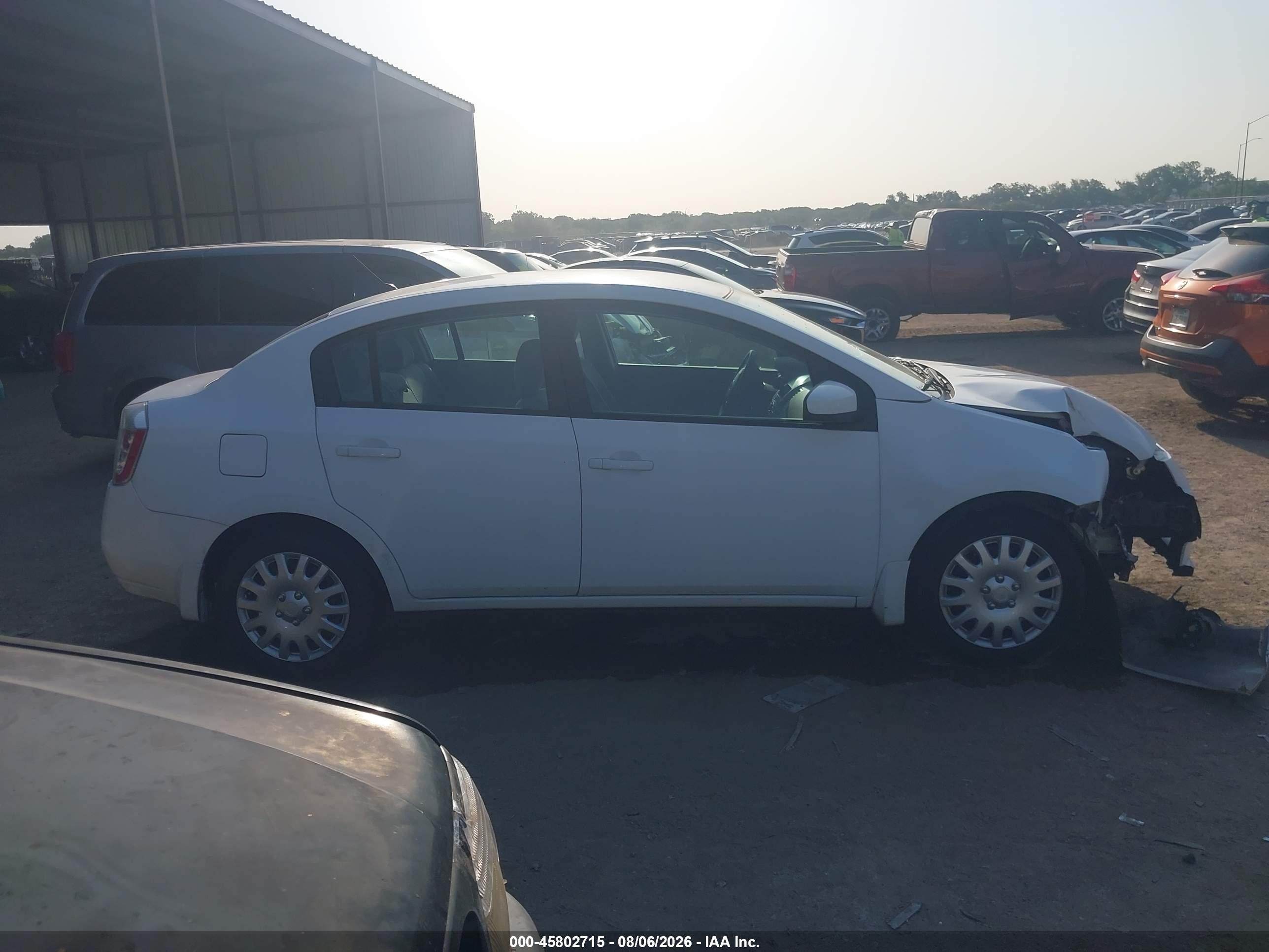 2008 Nissan Sentra 2.0 S White vin: 3N1AB61E18L742565