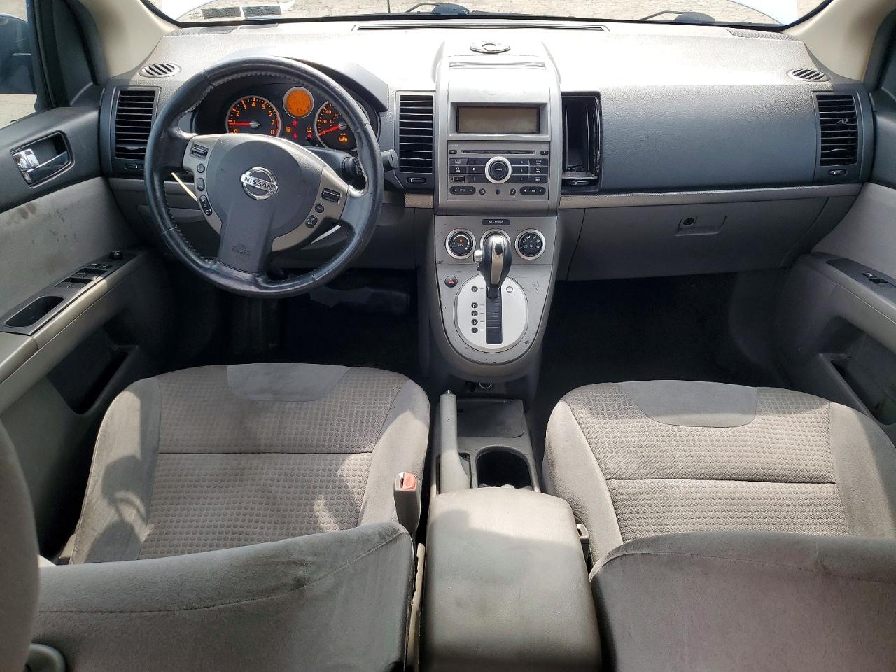 2008 Nissan Sentra Silver vin: 3N1AB61E18L760032