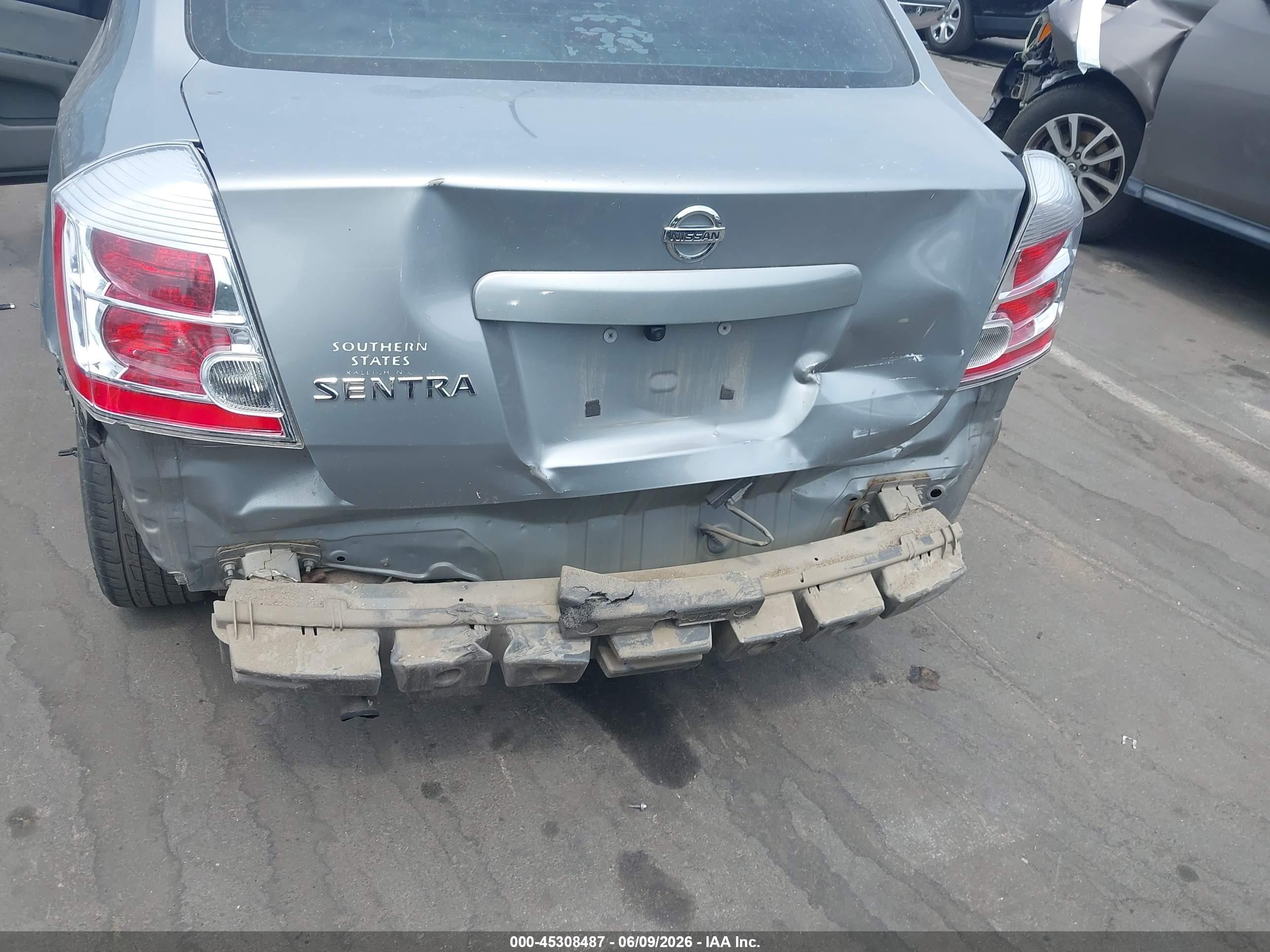 2008 Nissan Sentra 2.0s Gray vin: 3N1AB61E18L760256