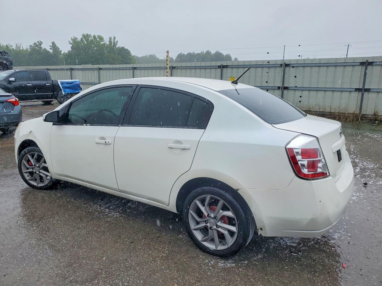 2009 Nissan Sentra 2.0 White vin: 3N1AB61E19L617552