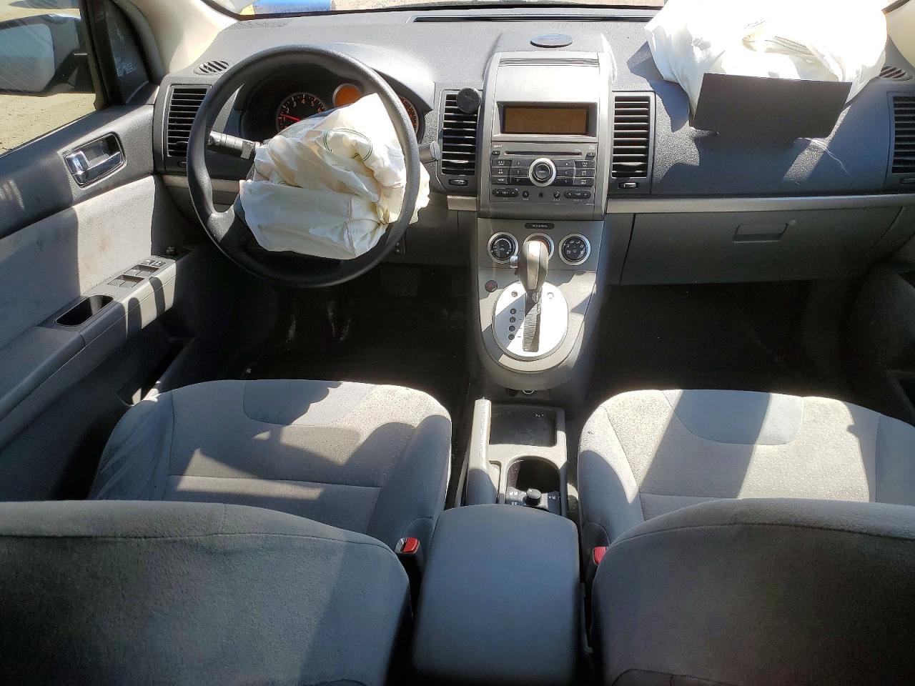 2009 Nissan Sentra Серебряный vin: 3N1AB61E19L682370
