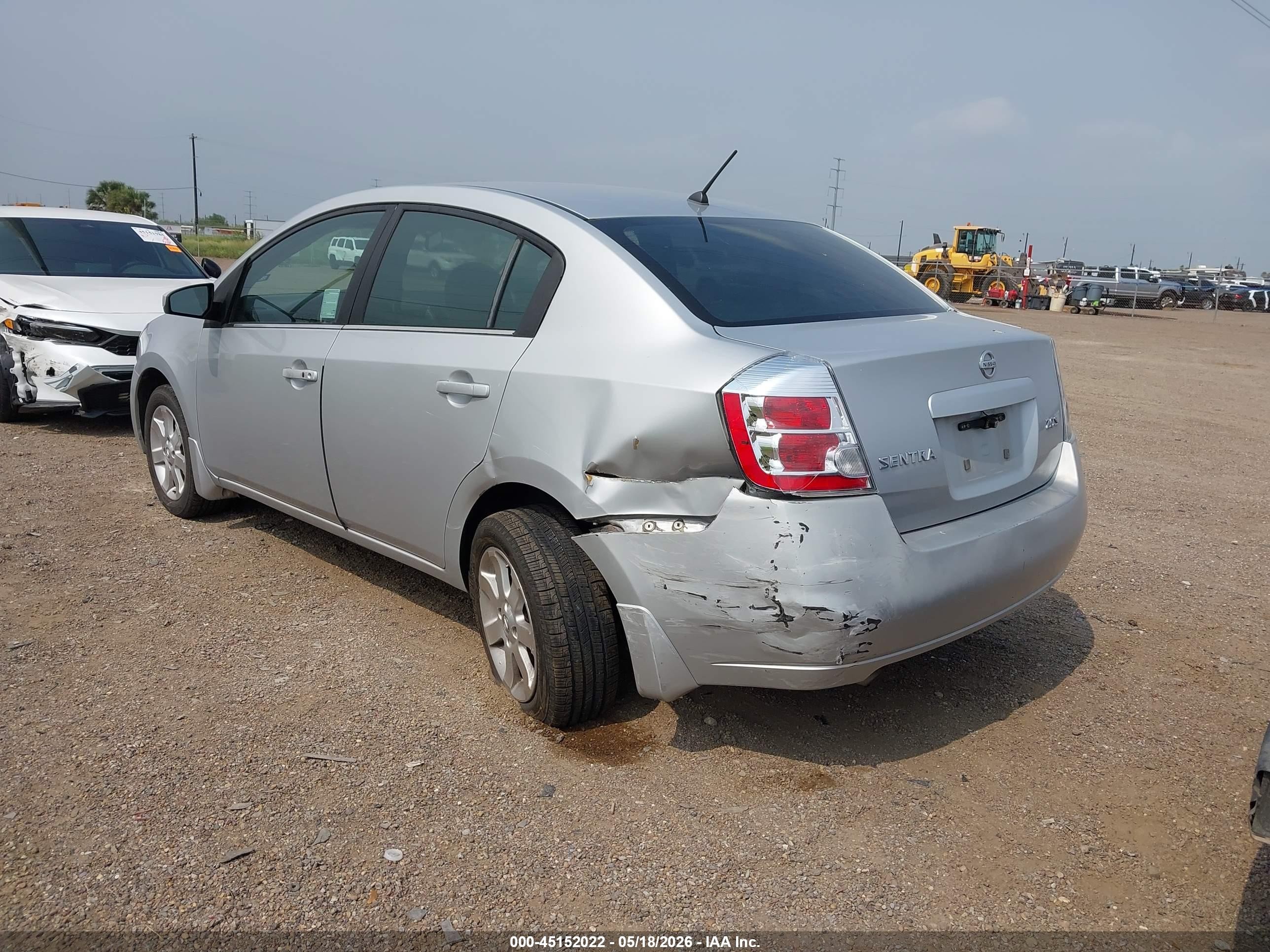 2007 Nissan Sentra 2.0s Silver vin: 3N1AB61E27L635586