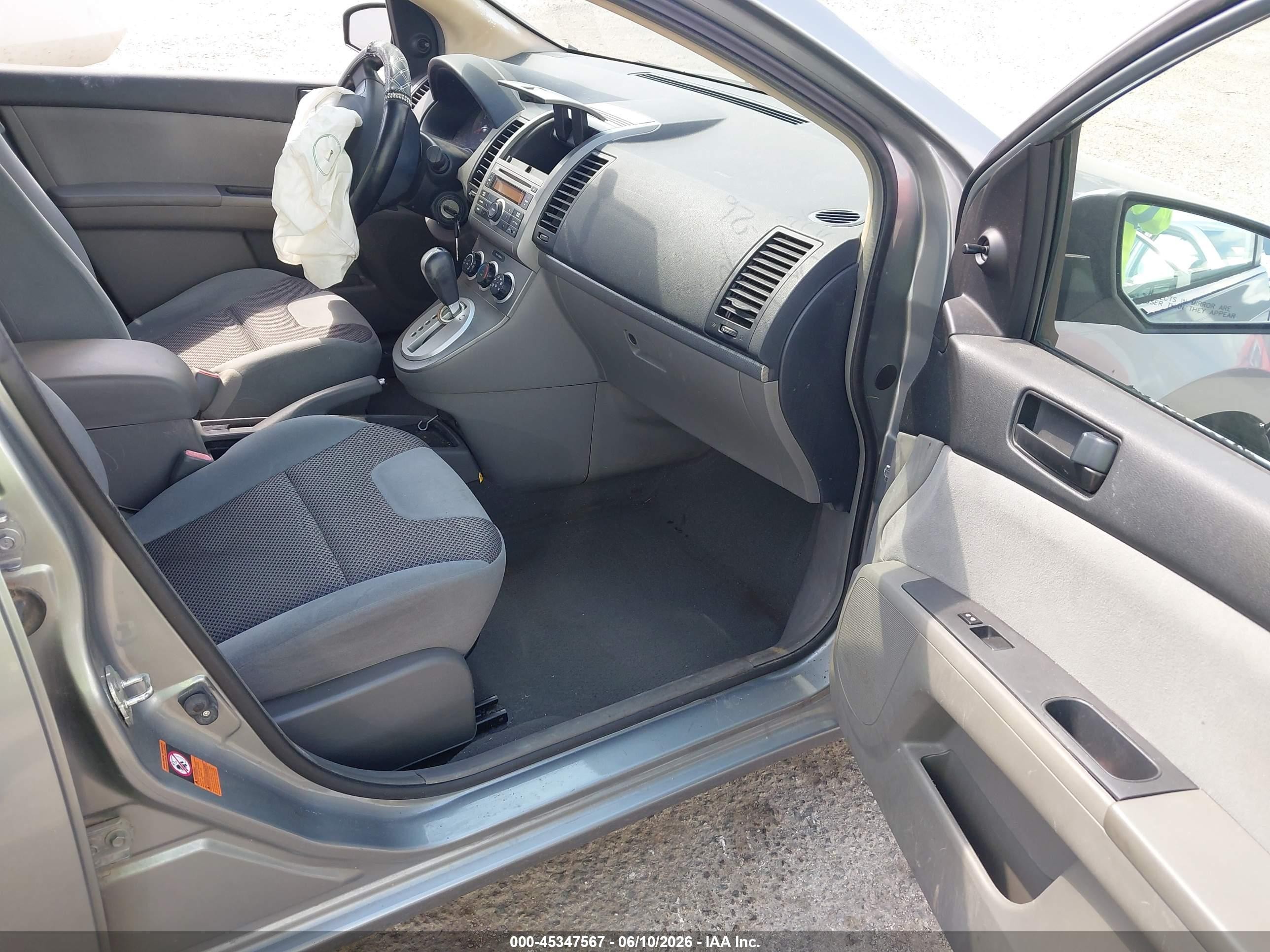2007 Nissan Sentra 2.0 Silver vin: 3N1AB61E27L676414