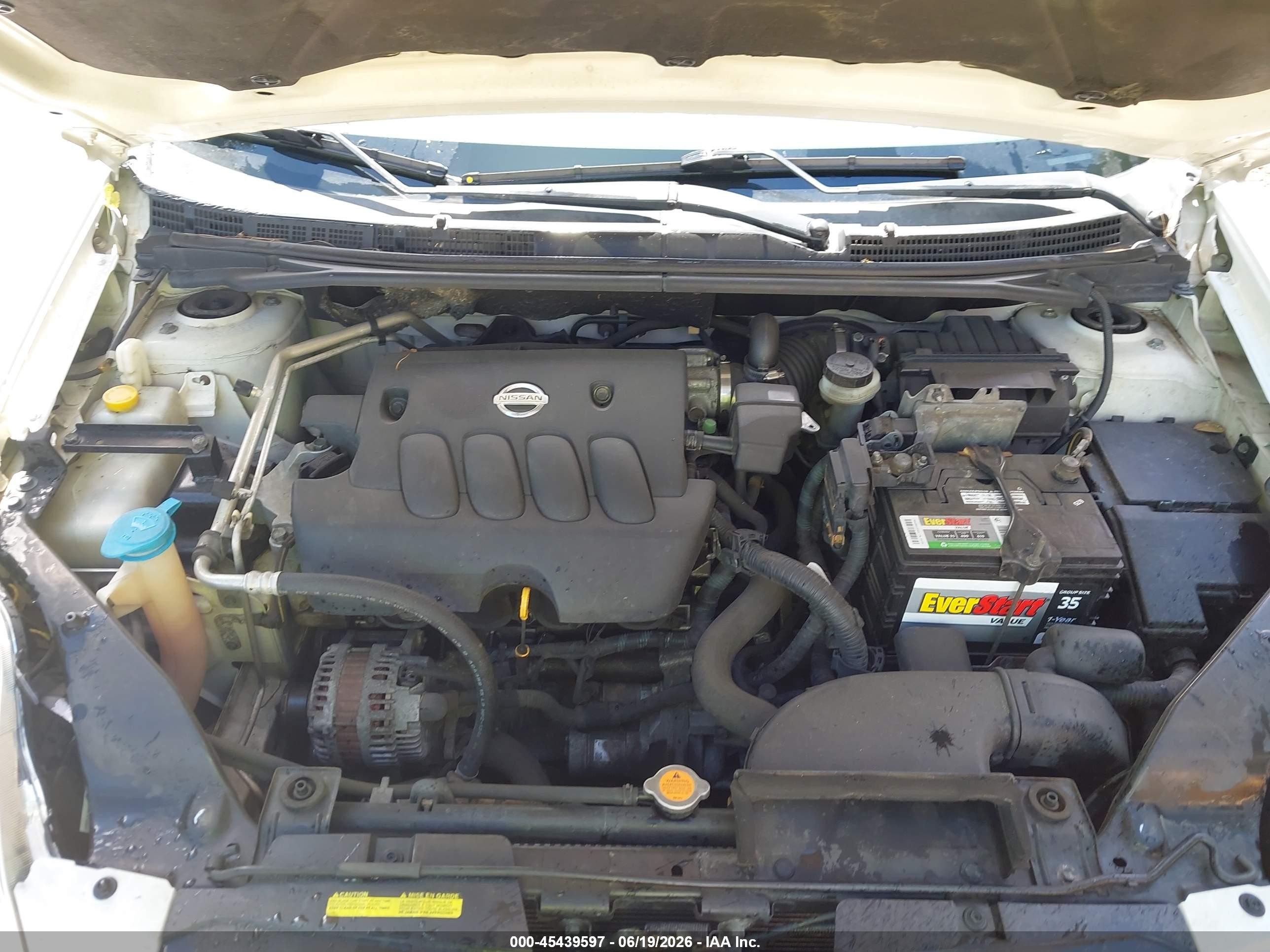 2008 Nissan Sentra 2.0 White vin: 3N1AB61E28L641261