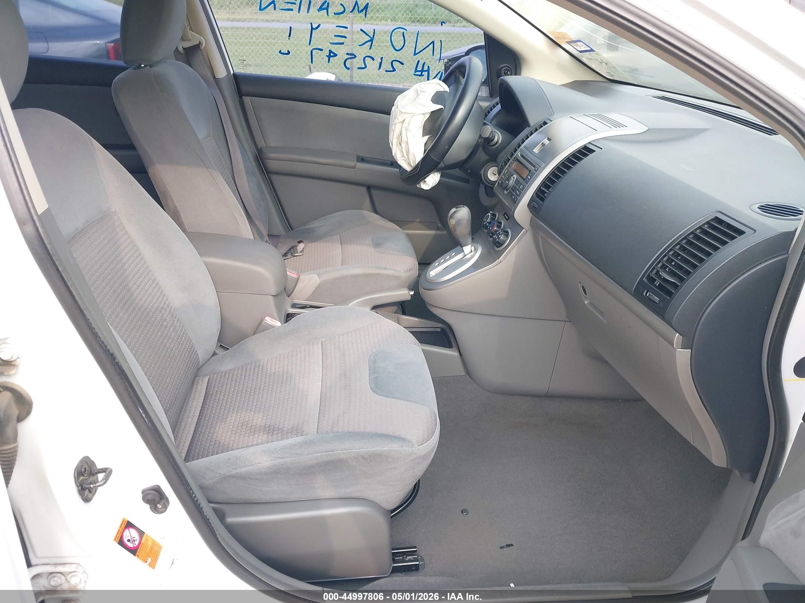 2008 Nissan Sentra 2.0 White vin: 3N1AB61E28L644631