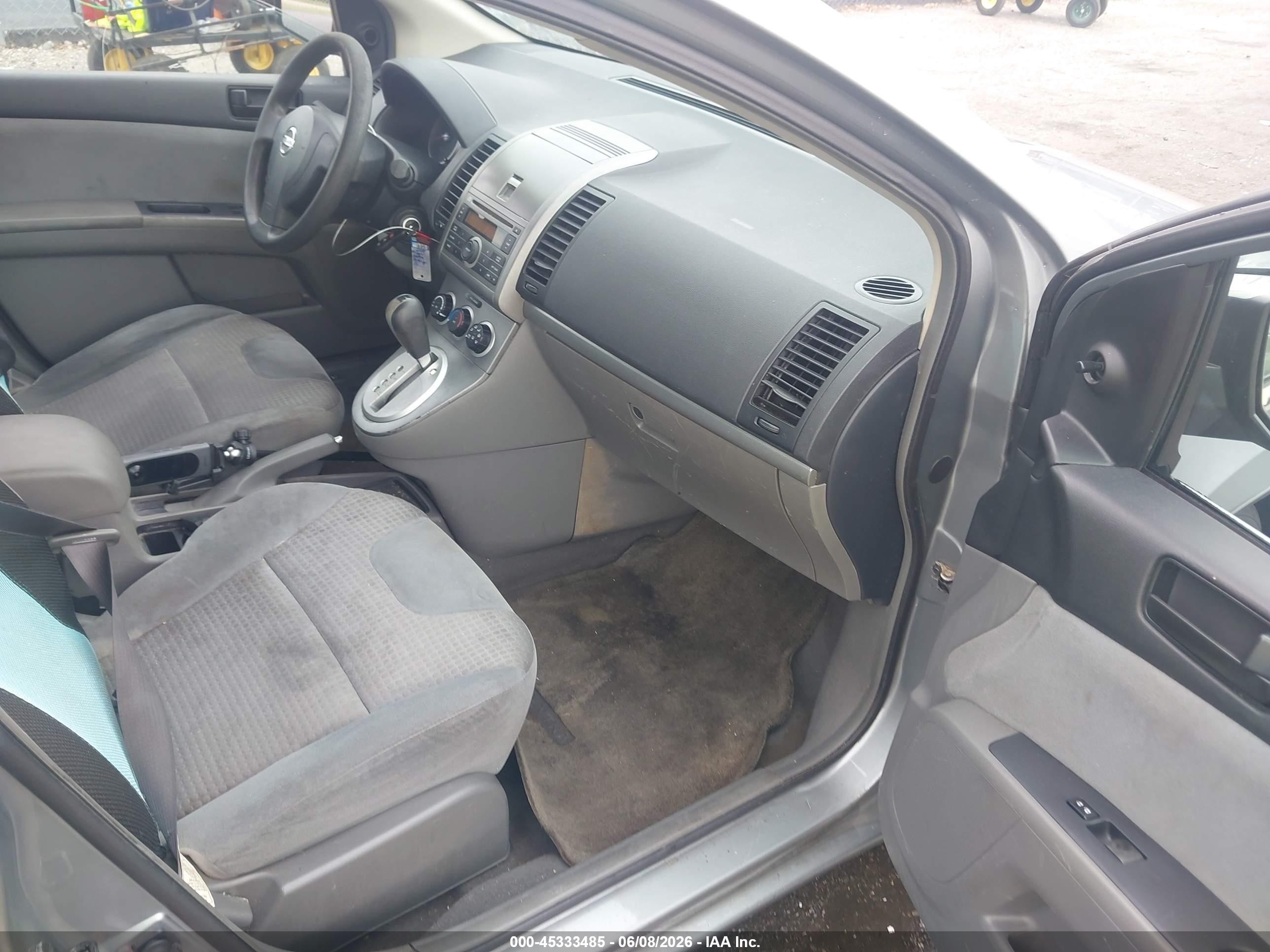 2008 Nissan Sentra 2.0 Gray vin: 3N1AB61E28L644922