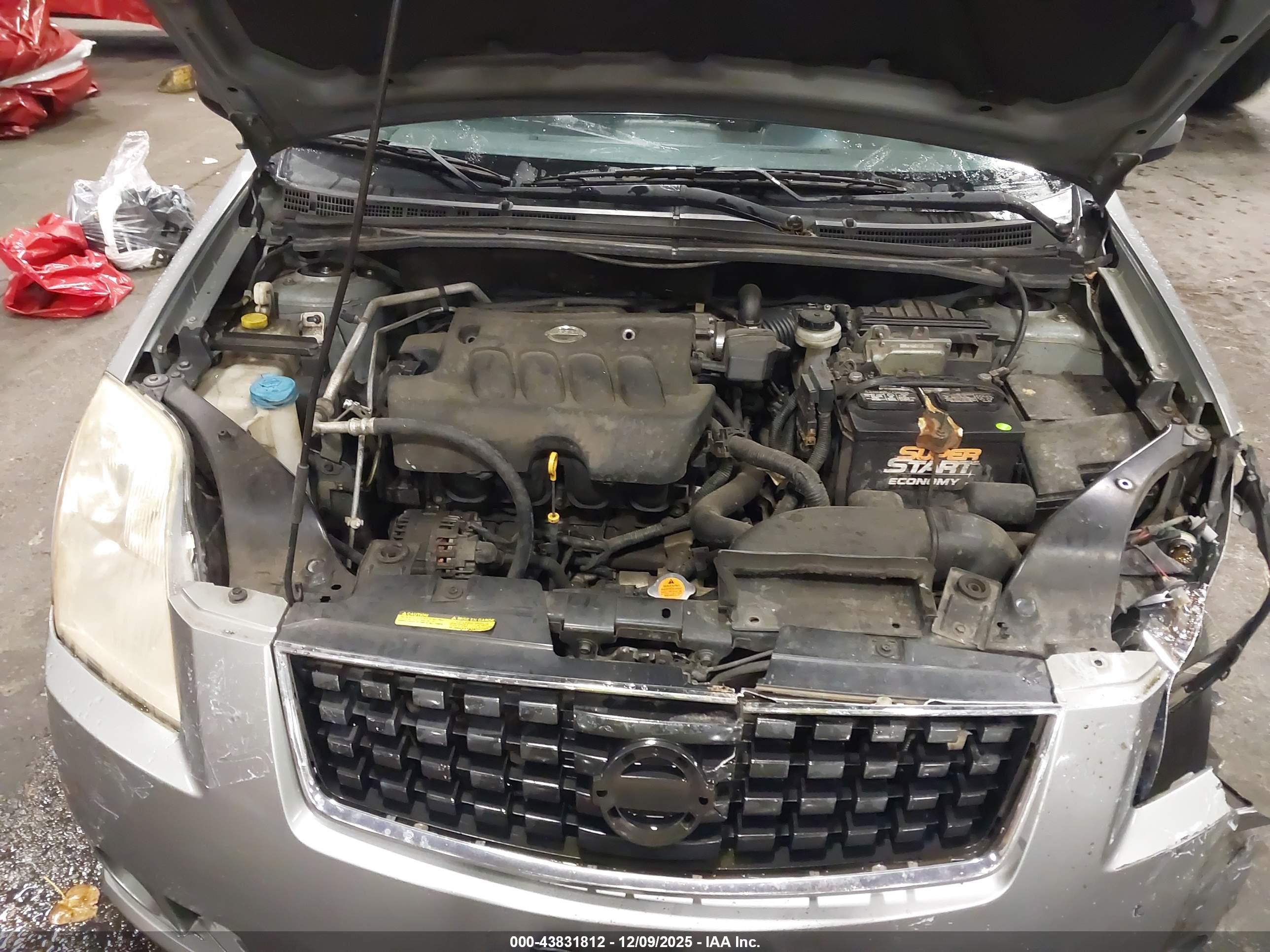 2008 Nissan Sentra 2.0 Серебряный vin: 3N1AB61E28L677161
