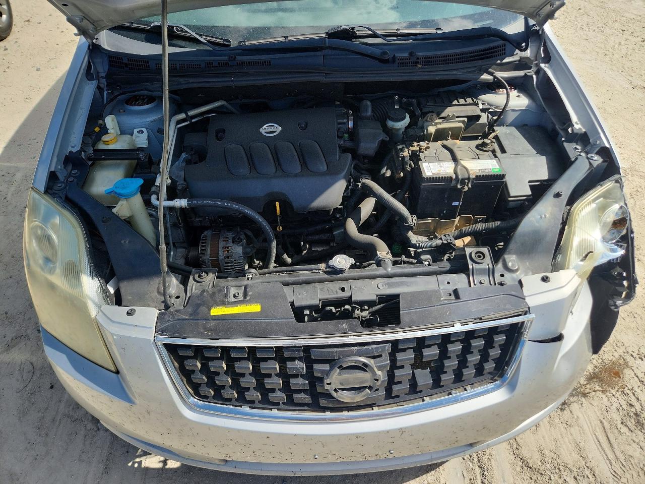2009 Nissan Sentra 2.0 Серебряный vin: 3N1AB61E29L613865