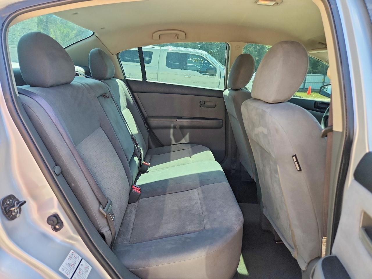 2009 Nissan Sentra 2.0 Серебряный vin: 3N1AB61E29L613865