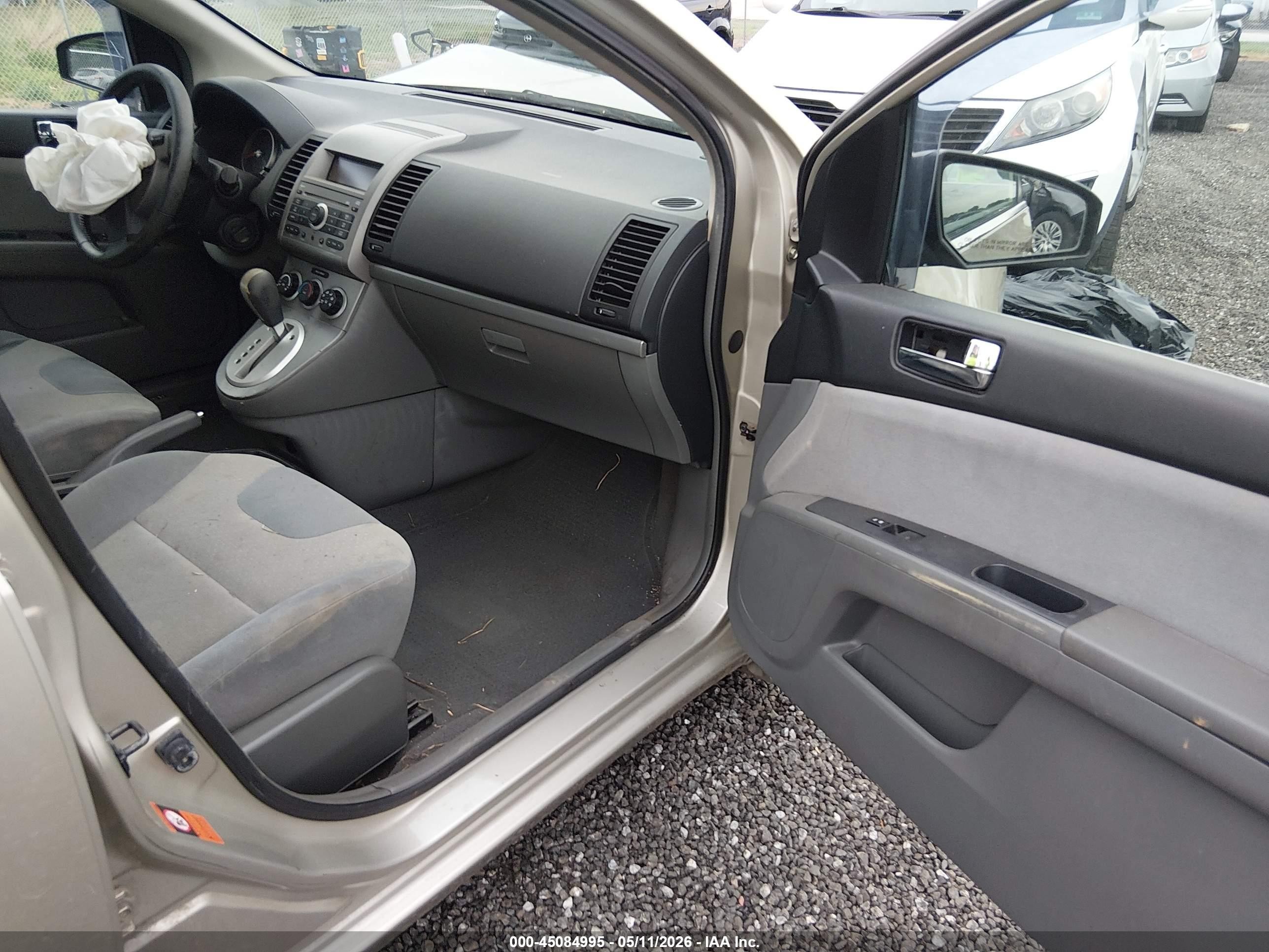 2009 Nissan Sentra 2.0s Silver vin: 3N1AB61E29L671216