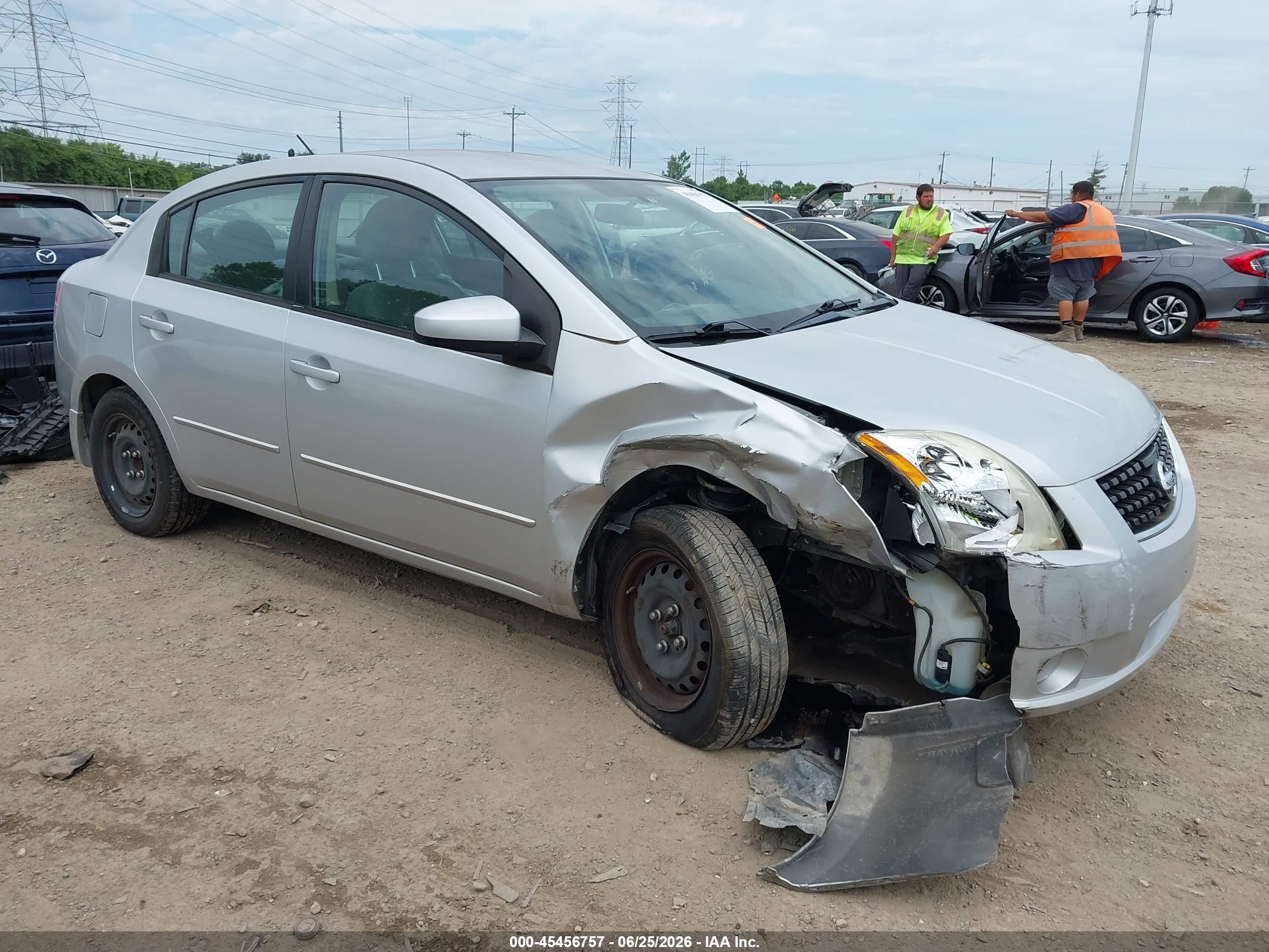 2009 Nissan Sentra 2.0 Silver vin: 3N1AB61E29L683236