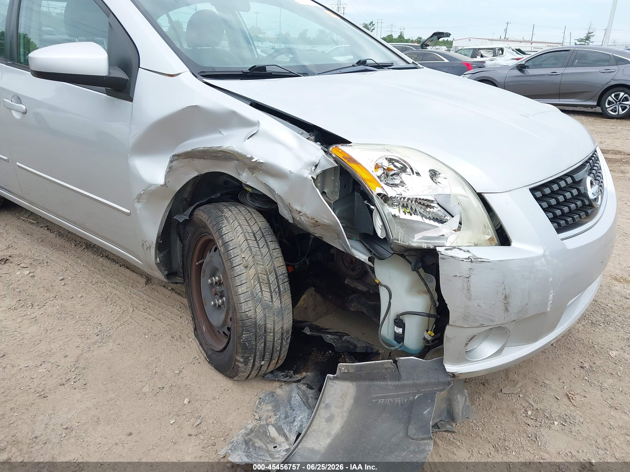 2009 Nissan Sentra 2.0 Silver vin: 3N1AB61E29L683236