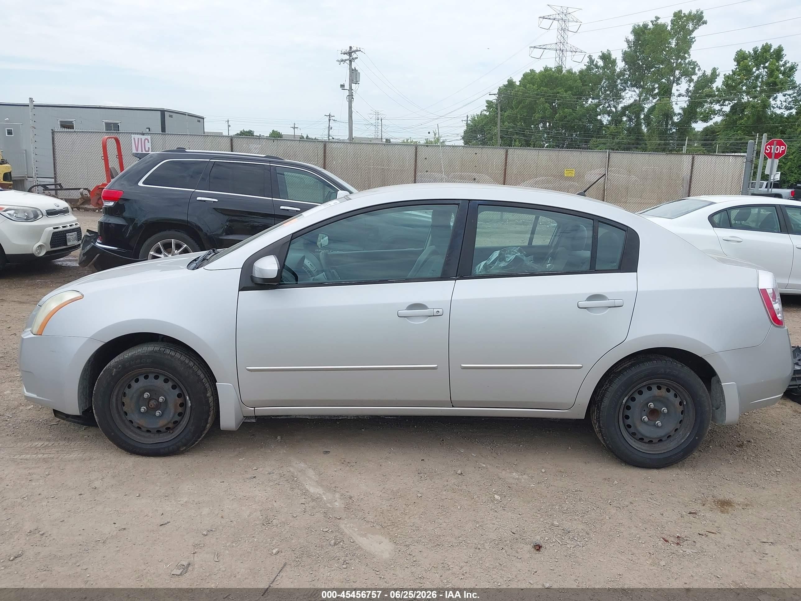 2009 Nissan Sentra 2.0 Silver vin: 3N1AB61E29L683236