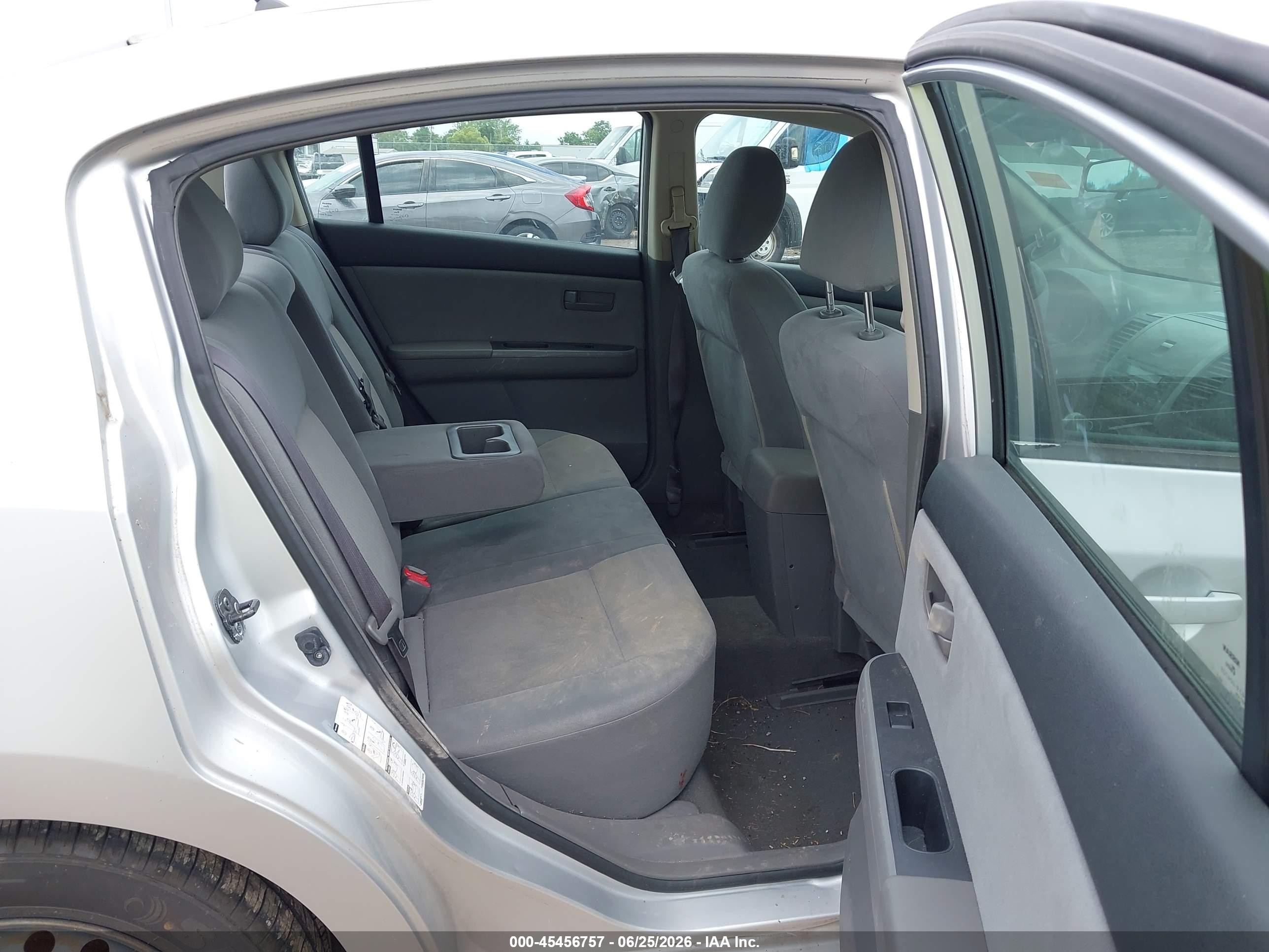 2009 Nissan Sentra 2.0 Silver vin: 3N1AB61E29L683236