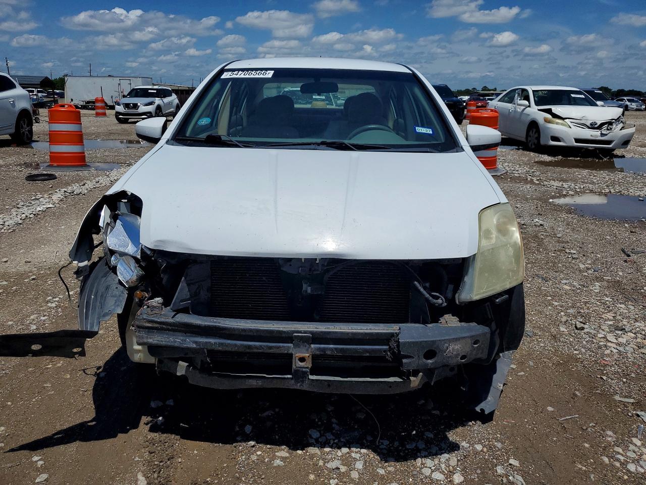 2008 Nissan Sentra 2.0 White vin: 3N1AB61E38L627644