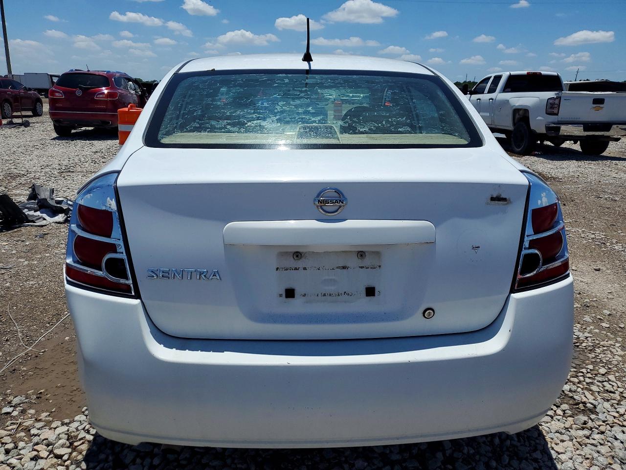 2008 Nissan Sentra 2.0 White vin: 3N1AB61E38L627644