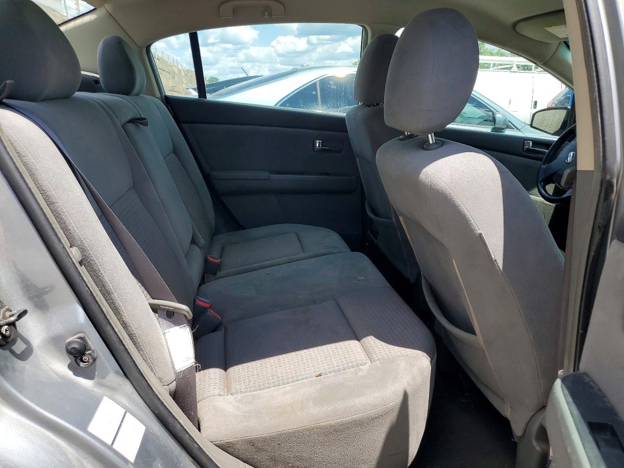 2008 Nissan Sentra 2.0 Silver vin: 3N1AB61E38L645125