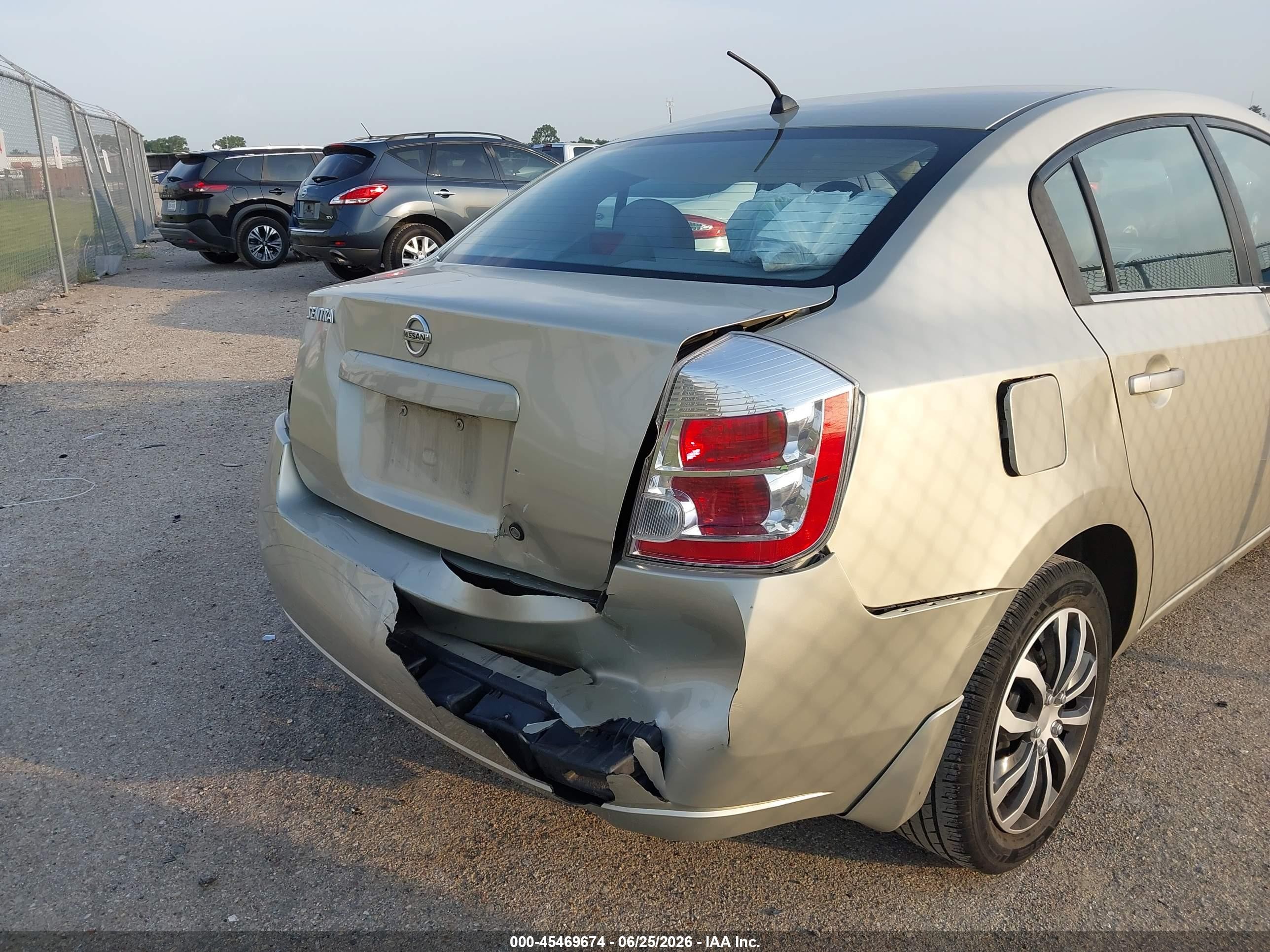 2008 Nissan Sentra 2.0 S Champagne vin: 3N1AB61E38L702553