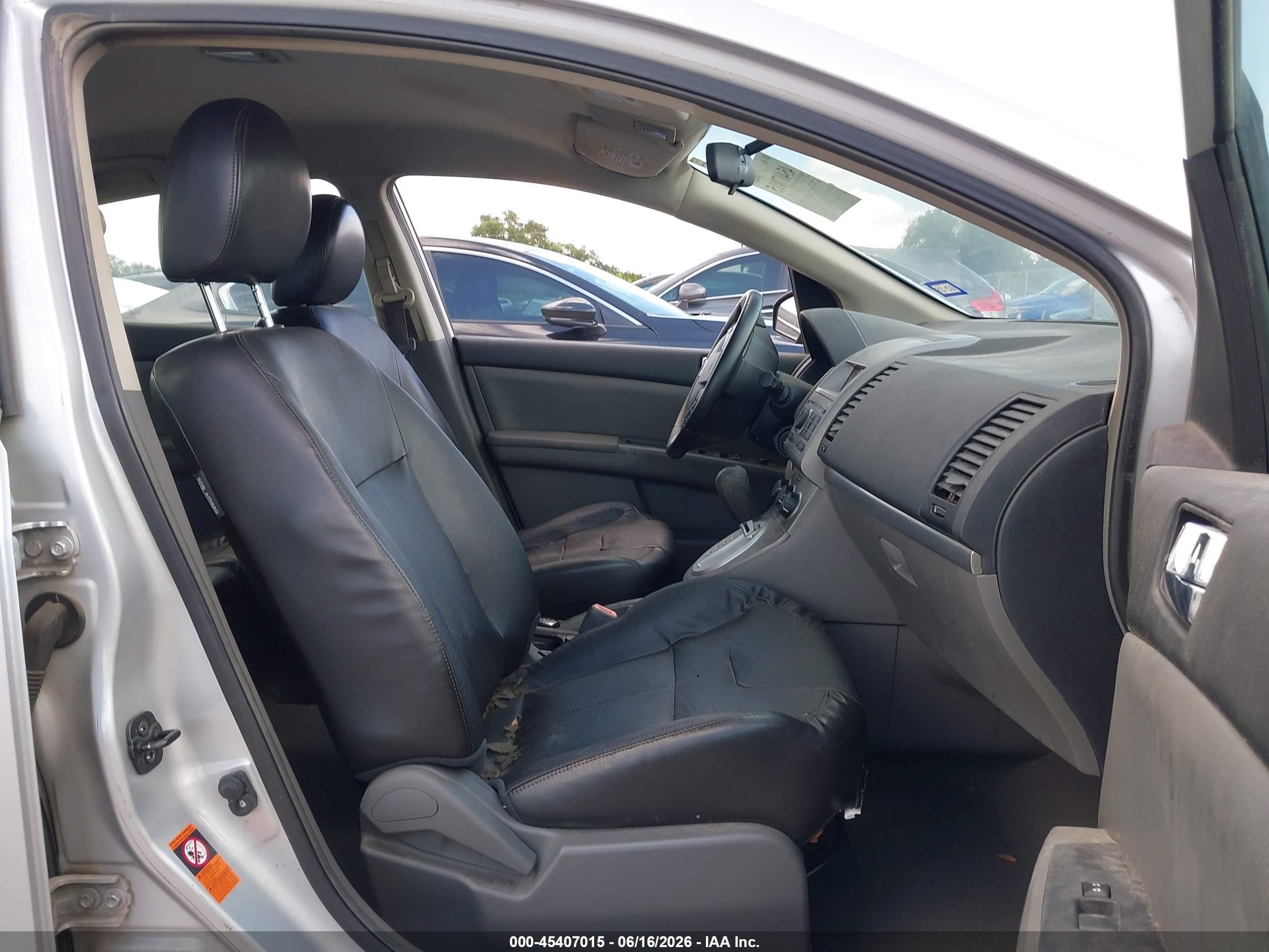 2009 Nissan Sentra 2.0sl Серебряный vin: 3N1AB61E39L632487