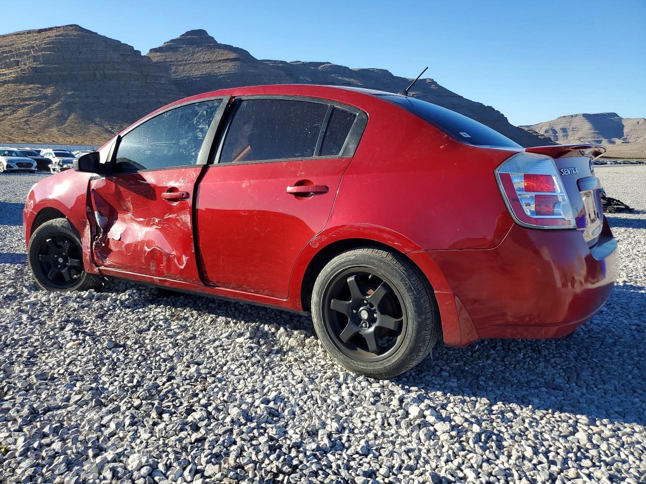 2009 Nissan Sentra 2.0 Red vin: 3N1AB61E39L633476