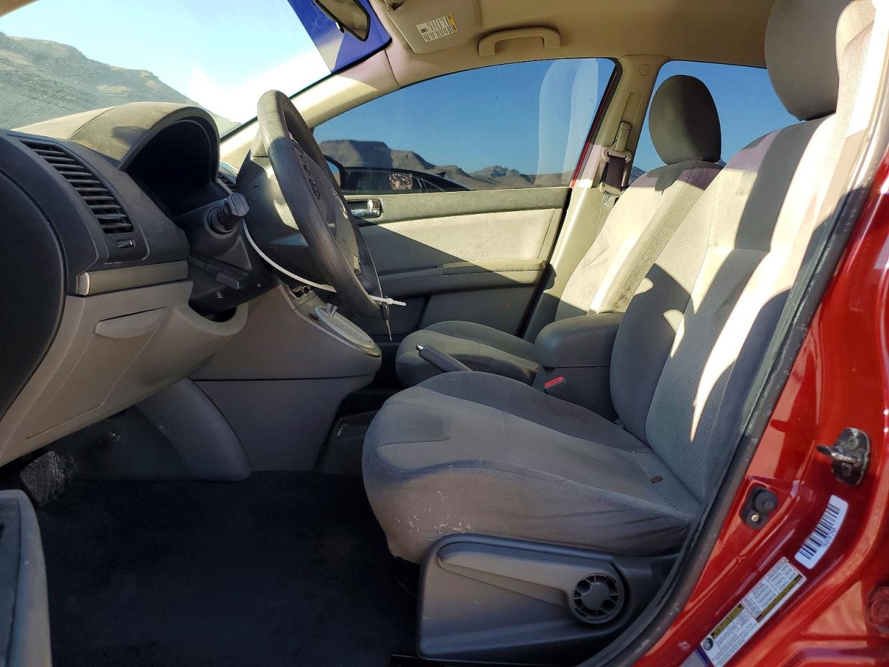2009 Nissan Sentra 2.0 Red vin: 3N1AB61E39L633476