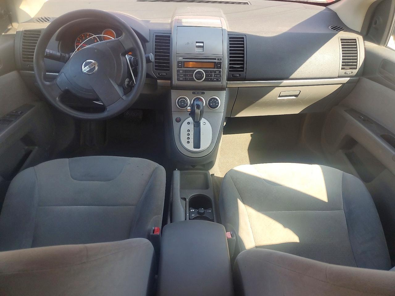 2009 Nissan Sentra 2.0 Red vin: 3N1AB61E39L658006