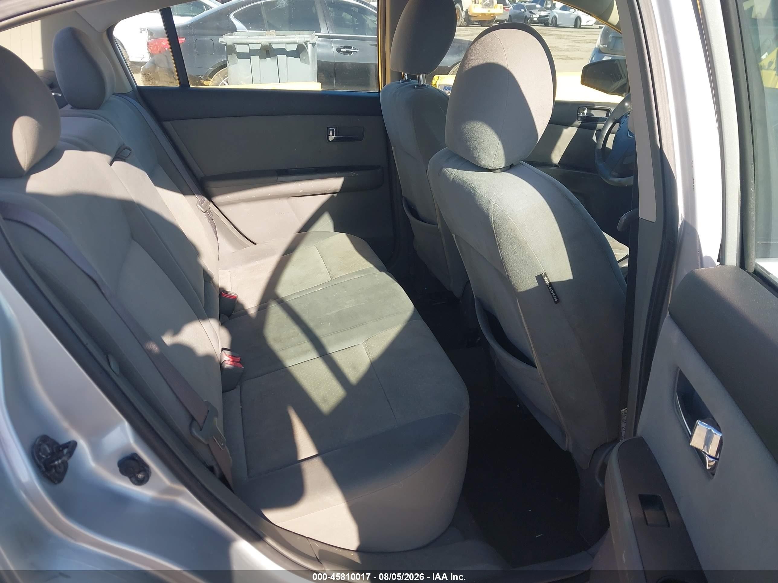 2009 Nissan Sentra 2.0s Silver vin: 3N1AB61E39L693757