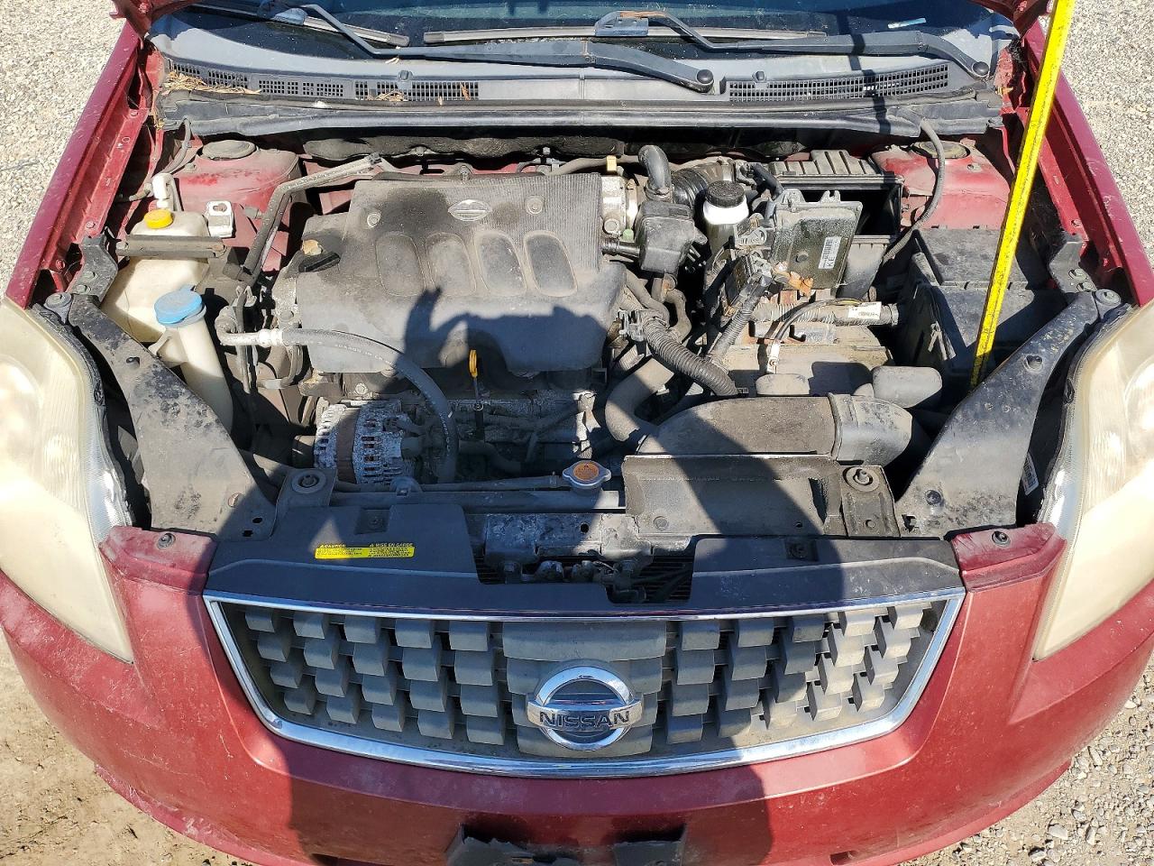 2007 Nissan Sentra 2.0 Red vin: 3N1AB61E47L640983