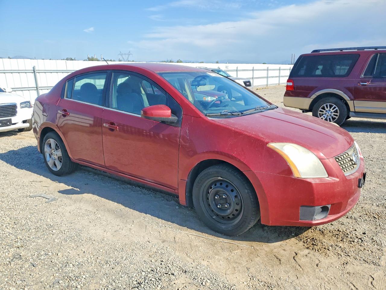 2007 Nissan Sentra 2.0 Red vin: 3N1AB61E47L640983