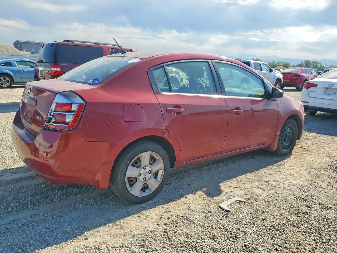 2007 Nissan Sentra 2.0 Red vin: 3N1AB61E47L640983